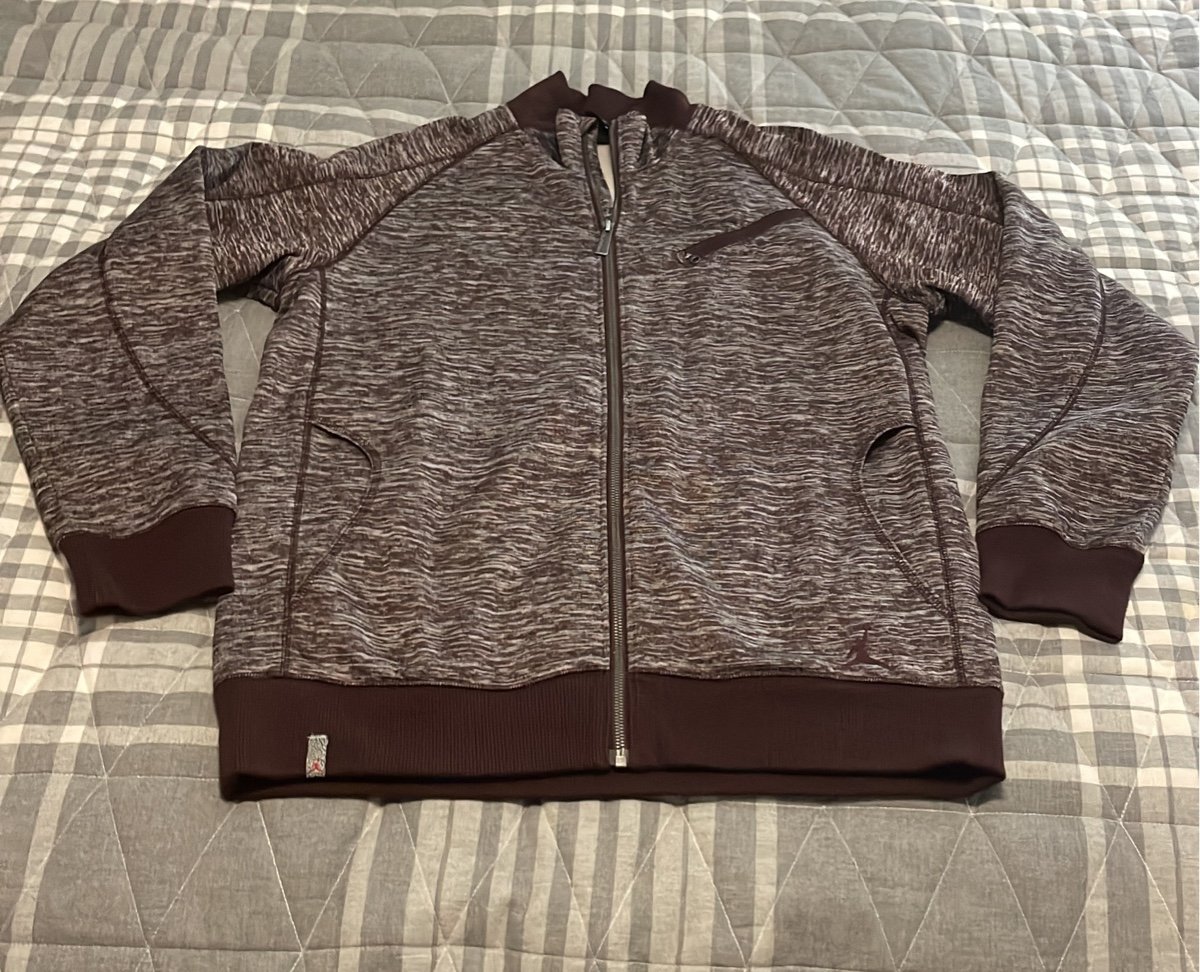 Vintage NWOT Jordan Jacket in Burgundy Colorway size Large