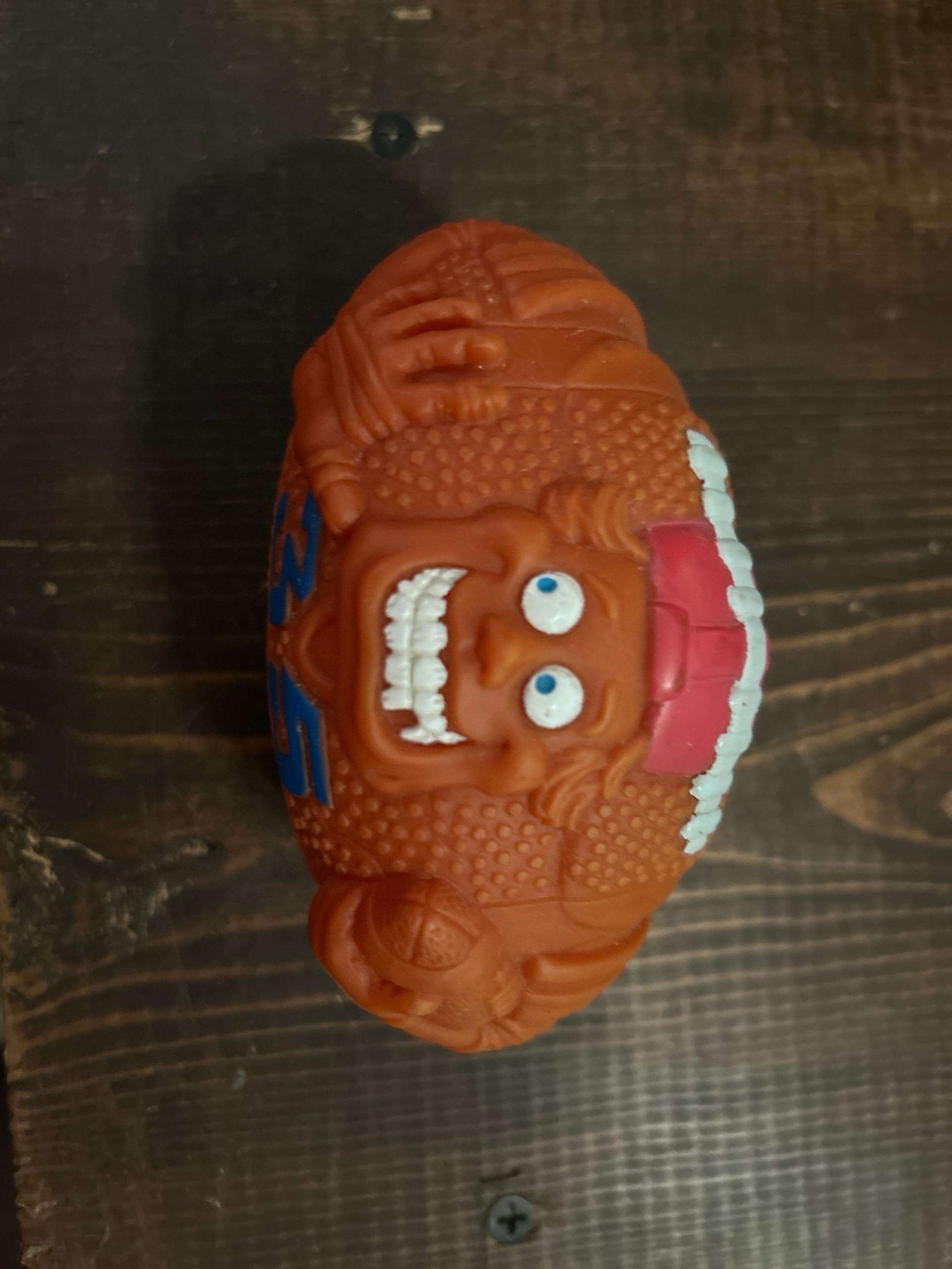 Vintage Wendy’s, silly face football from 1985