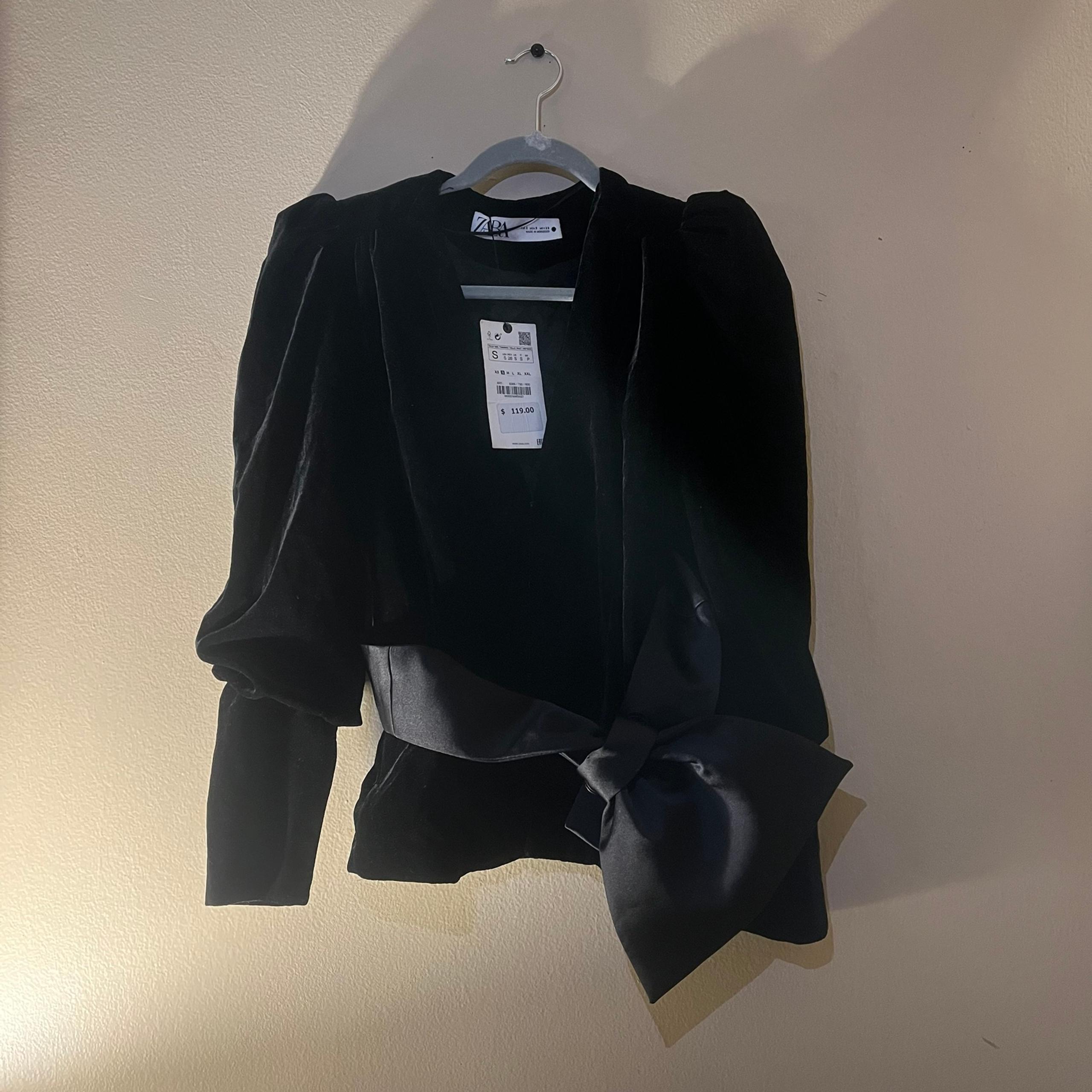 NWT Black Velvet Zara Long Sleeve Jacket Blazer Size Small