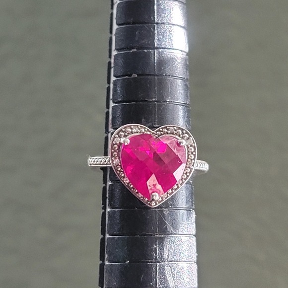 P☆M 925 Sterling Silver Lab Created Ruby Heart Stone Marcasite Ring Size 6 1/2