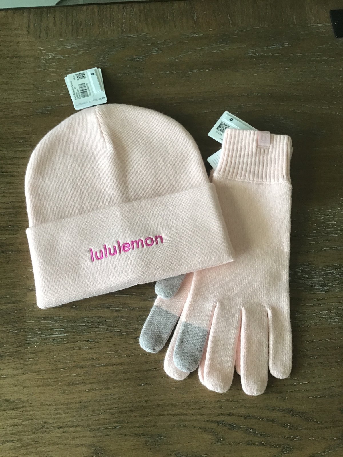 Lululemon Beanie Hat Gloves XL OS New Merino Wool Blush Warm Revelation