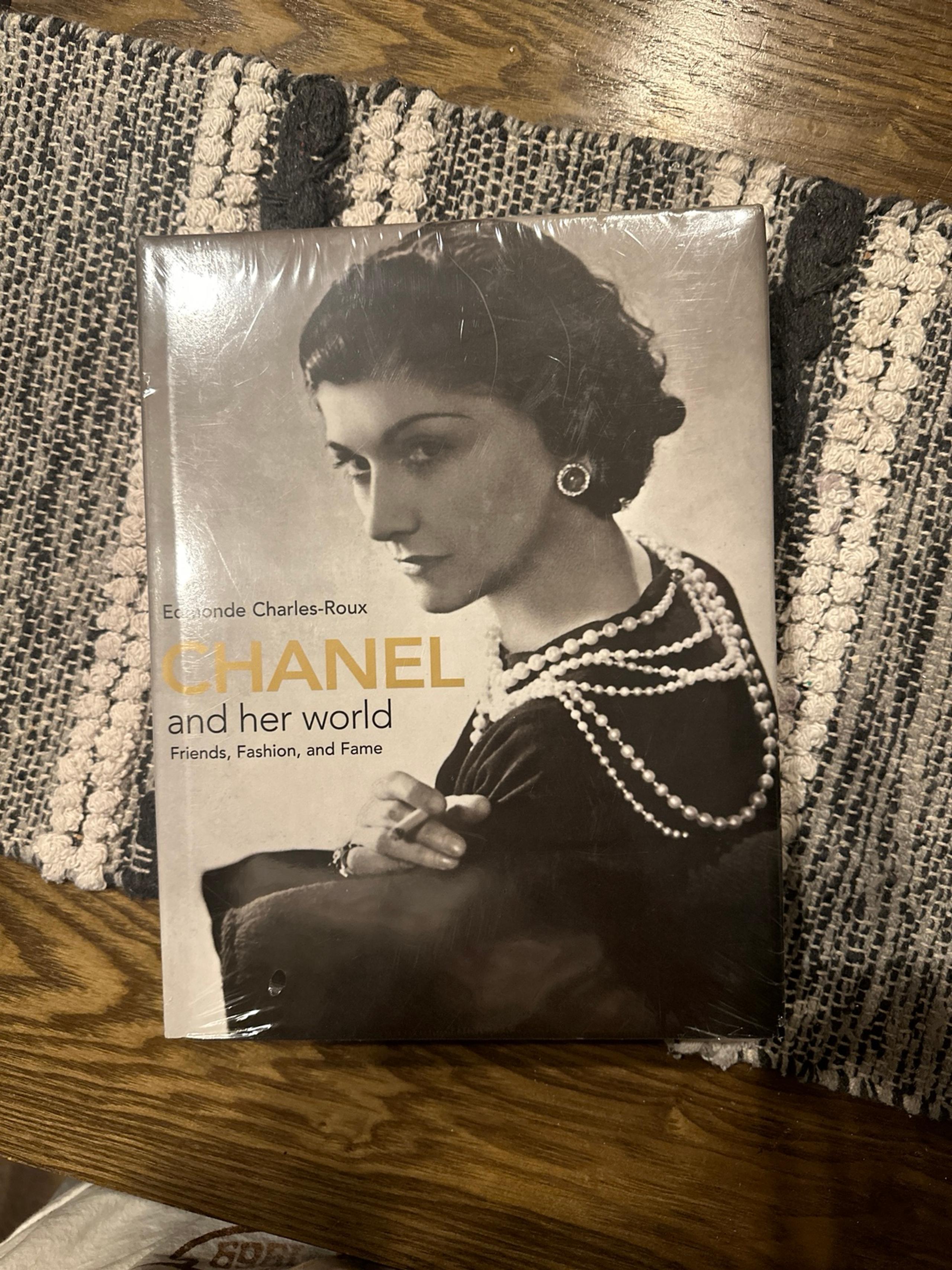 Chanel Coffe Table Book