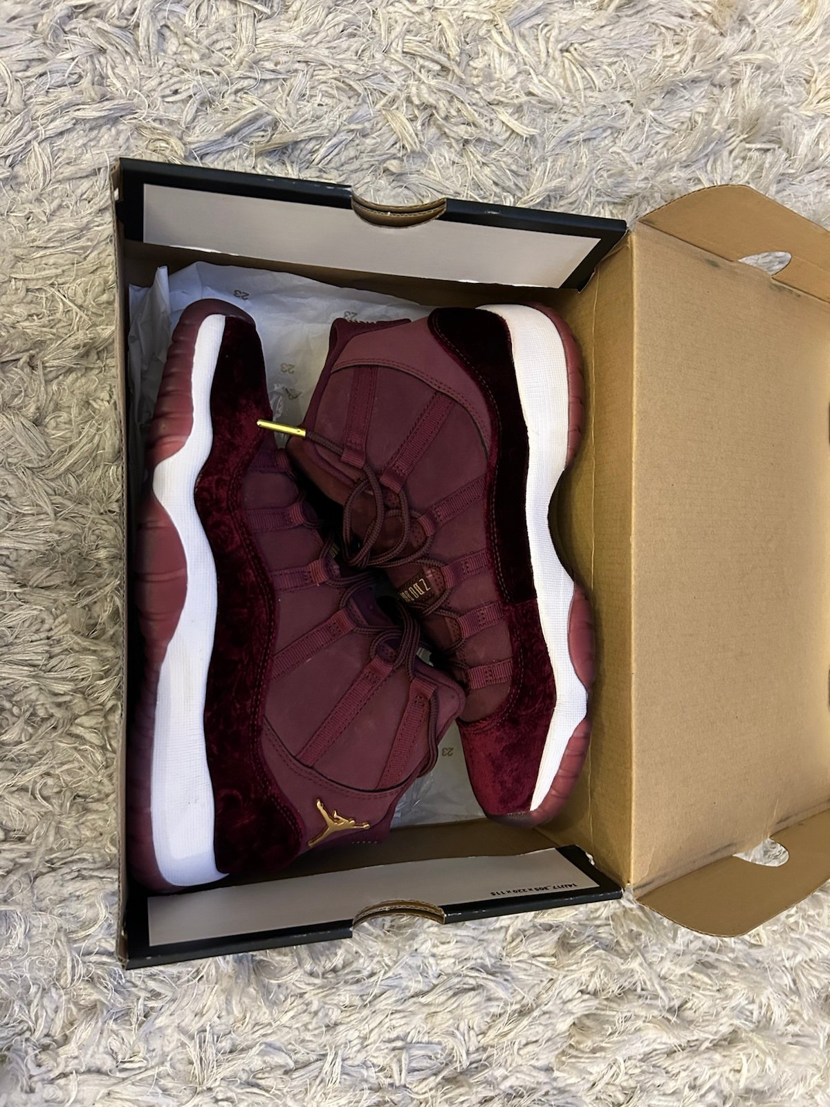 Nike Air Jordan 11 Retro GG Heiress Velvet