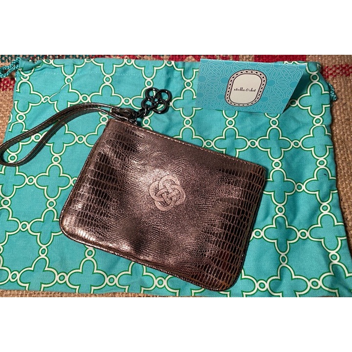 Stella & Dot Women Bronze Leather Wristlet One Size