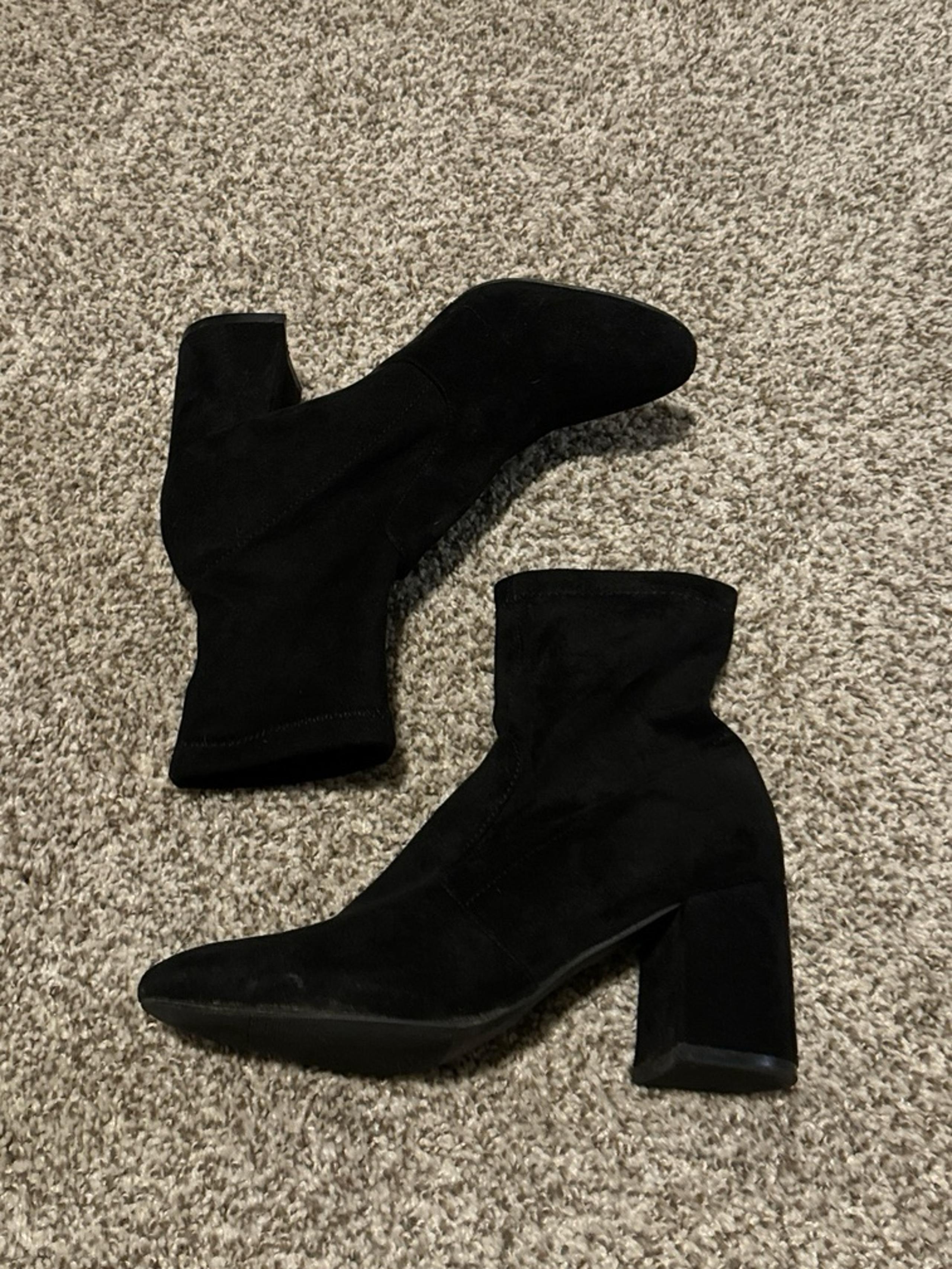 The perfect short bootie