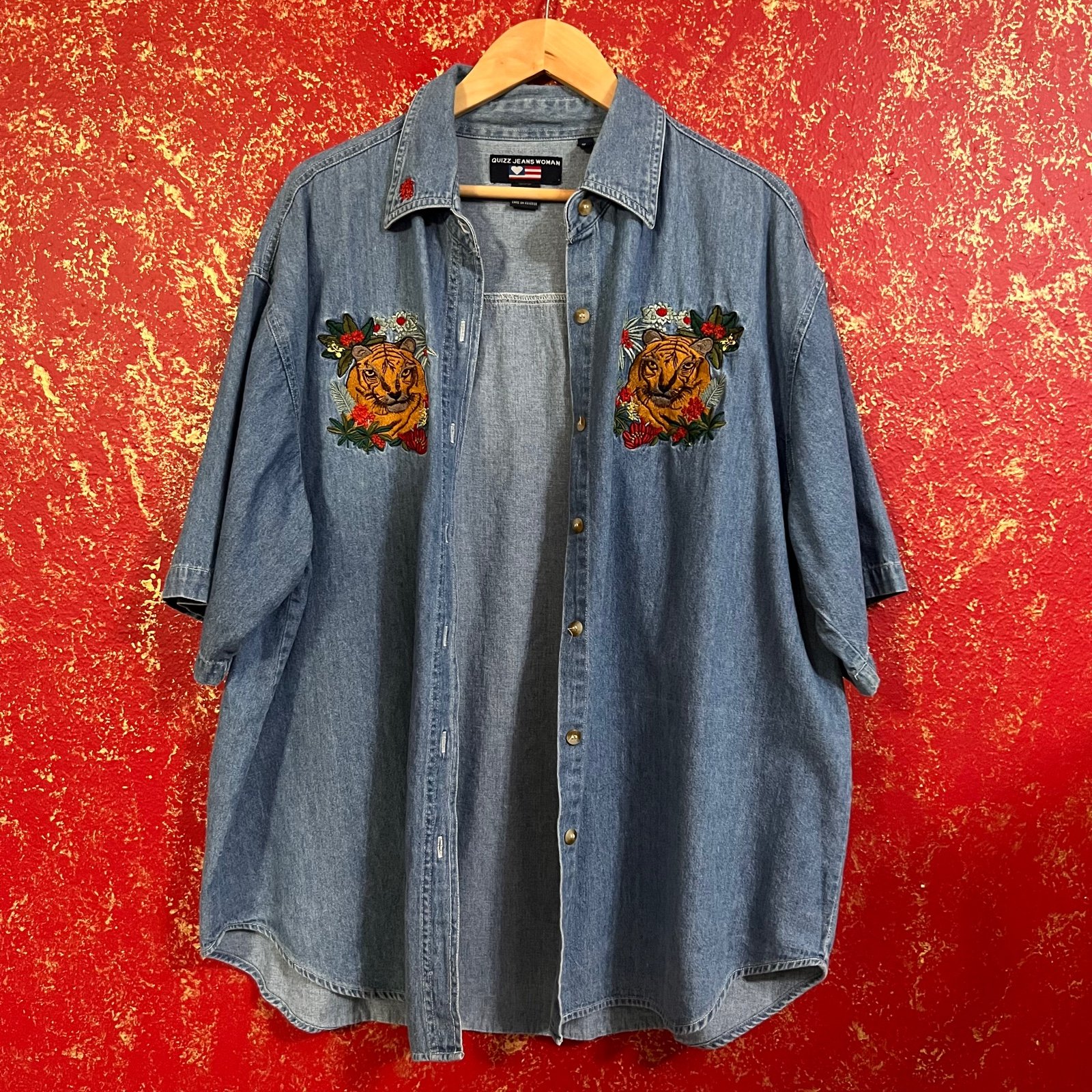 QUIZ JEANS WOMAN Vintage Buttons Embroidered Tiger Floral Denim Shirt 20