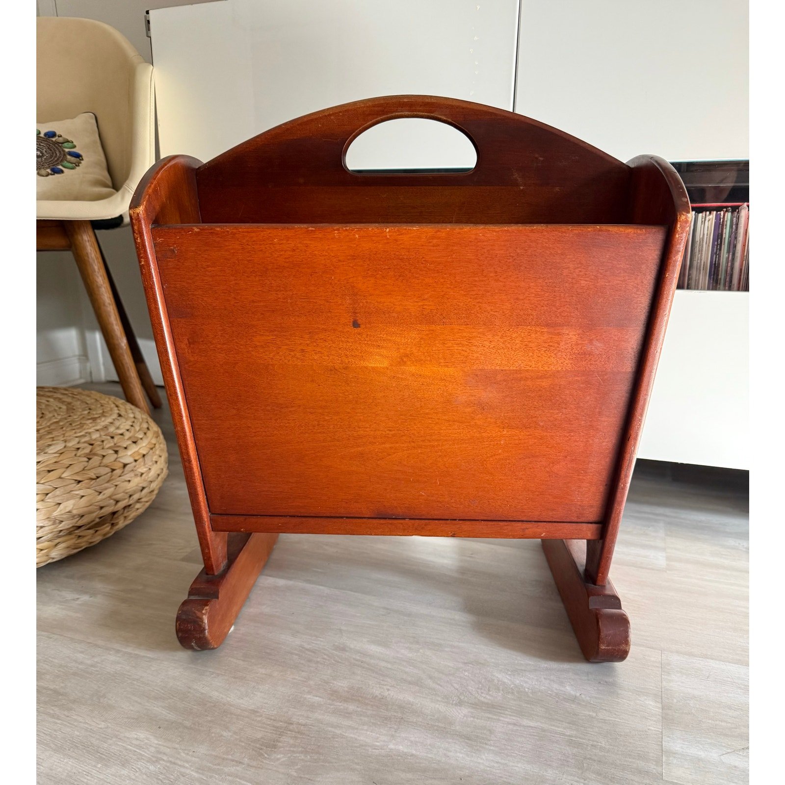 A.S. Payne Bennington, Vermont Maple Wood Farmhouse style Magazine Rack- 1940s