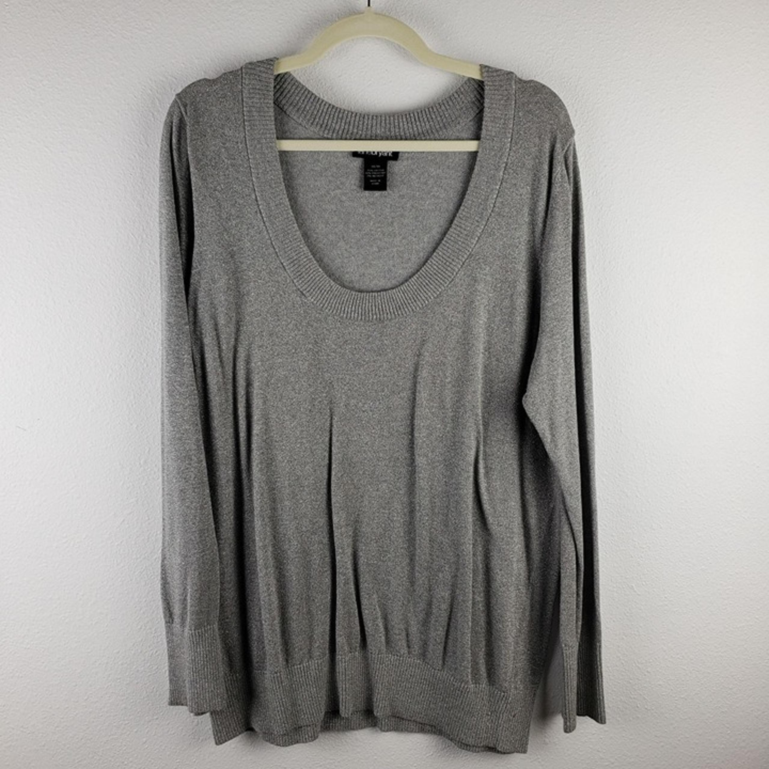 Lane Bryant Women's Size 14/16 Round Neck Loose Fit Sweater Gray Knit