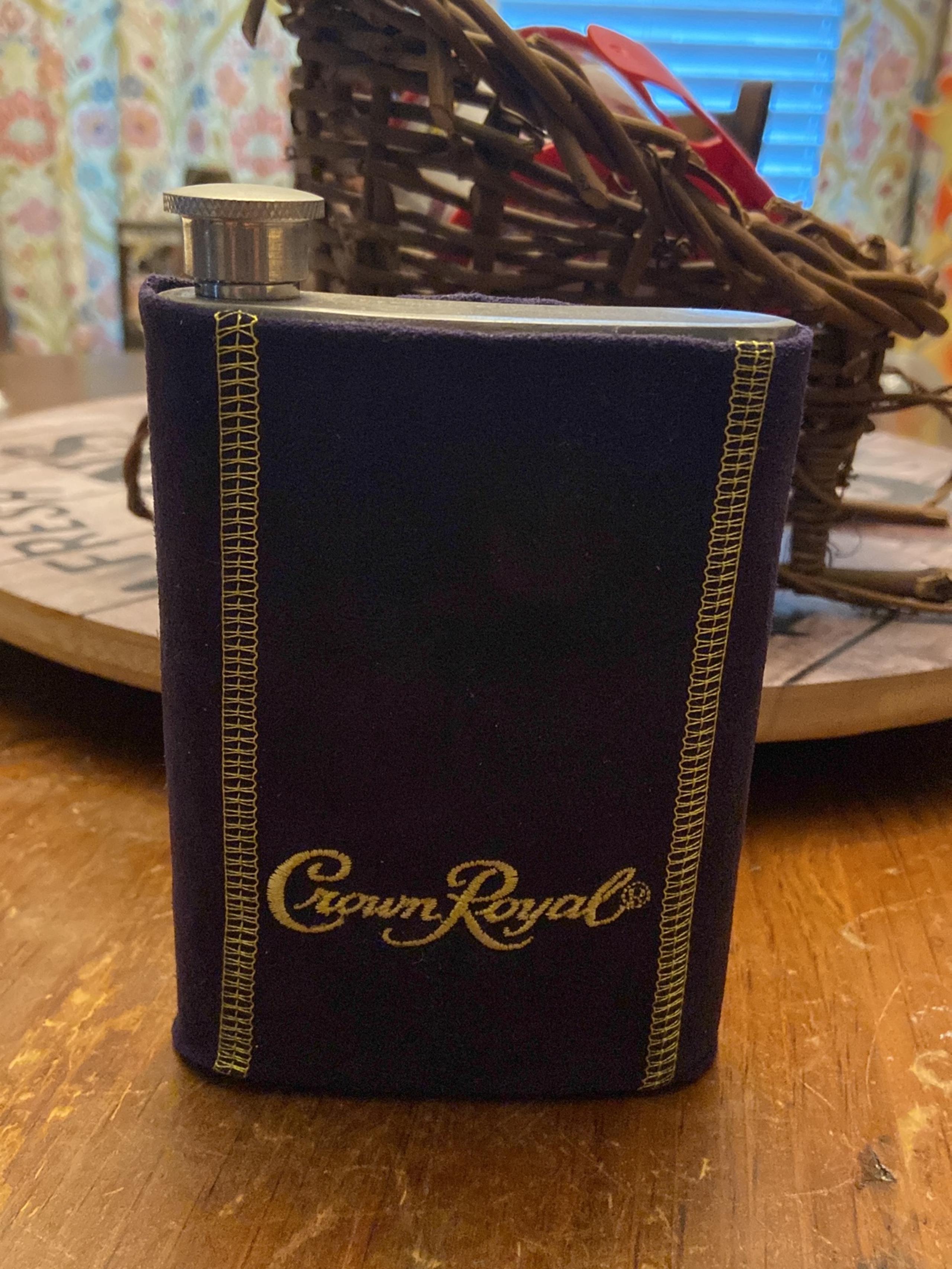 Crown Royal Whiskey Liquor Stainless Steel 8 oz Flask w/ Purple Suede Cover