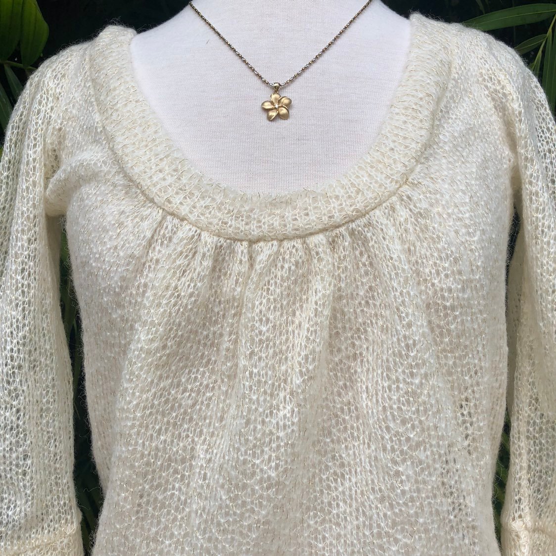 145 Diane von Furstenberg sweater M