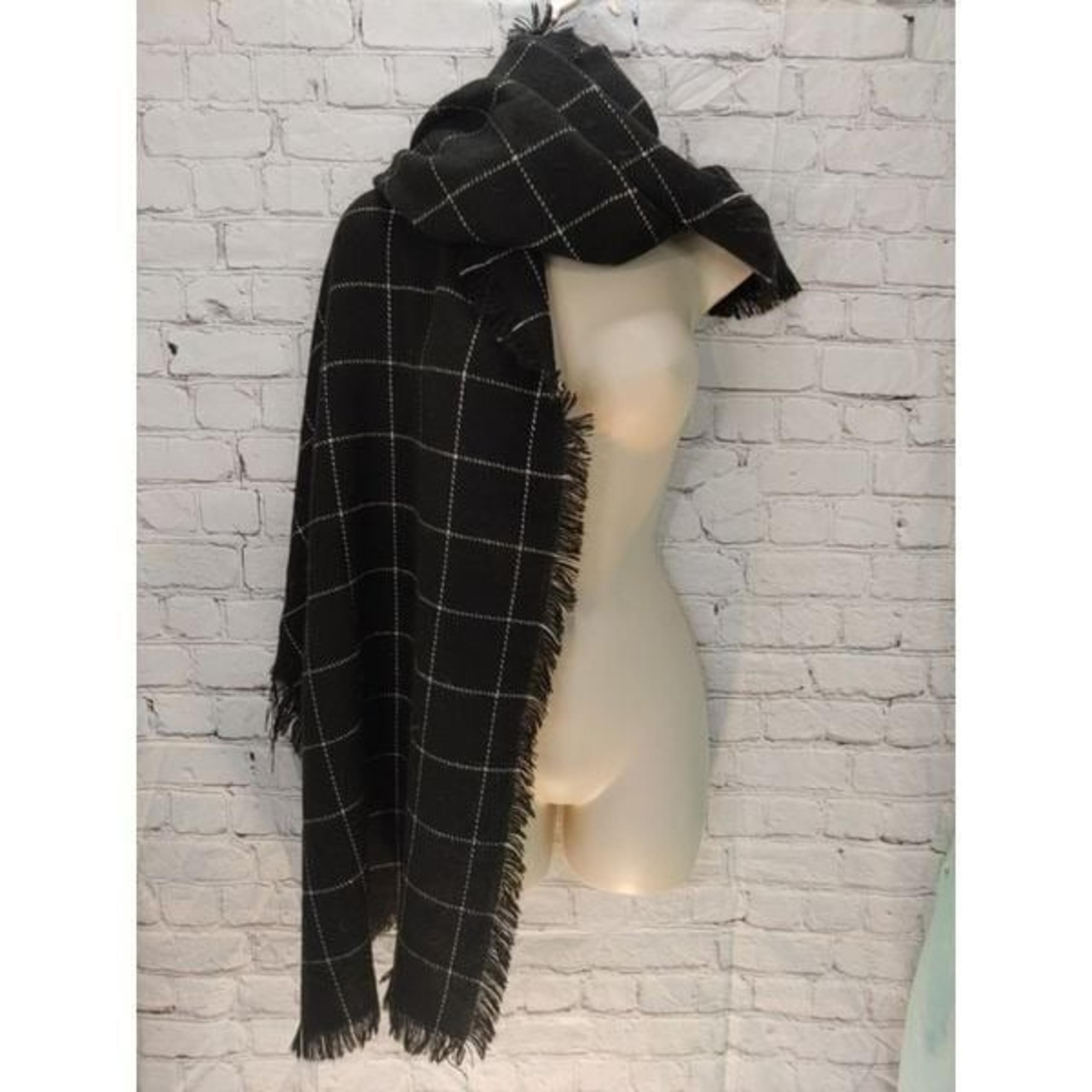 A New Day Women's Black White Check Flannel Rectangular Scarf.
