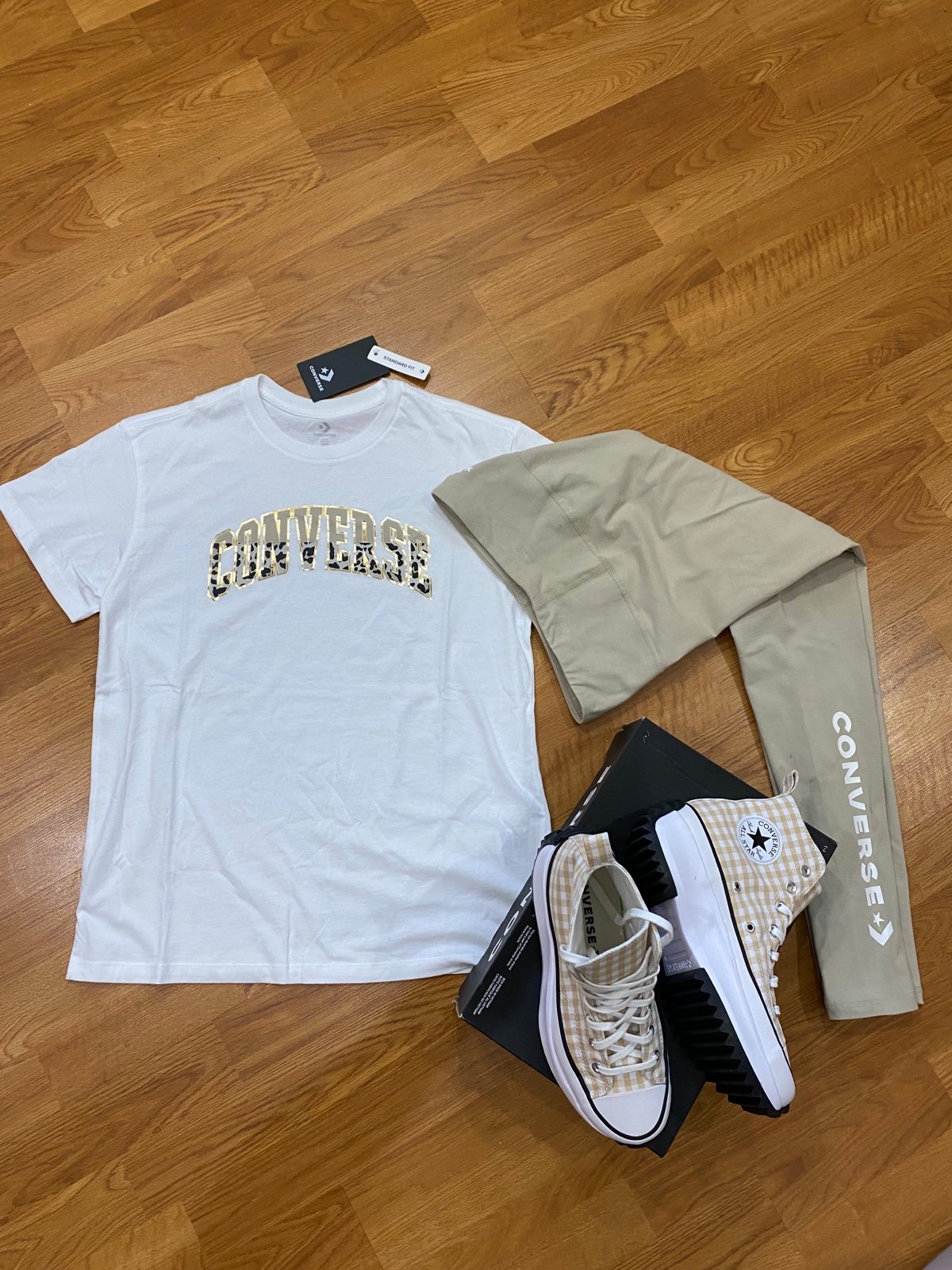 New women’s Converse Sz M shirt, leggings SHOES SOLD SEPARATELY
