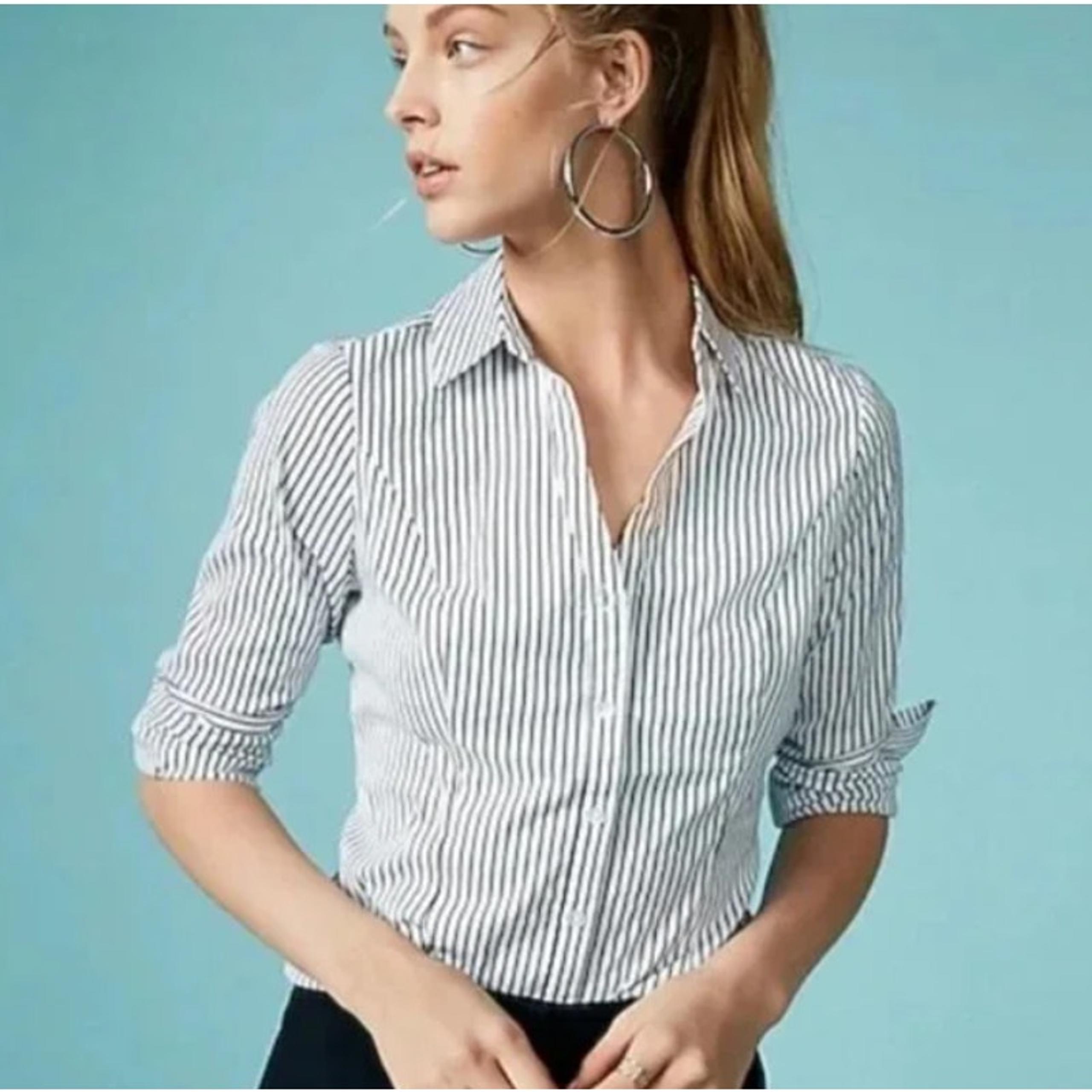 Express Ultimate Essential Striped Button Up Shirt Women SZ M Clean Girl Office