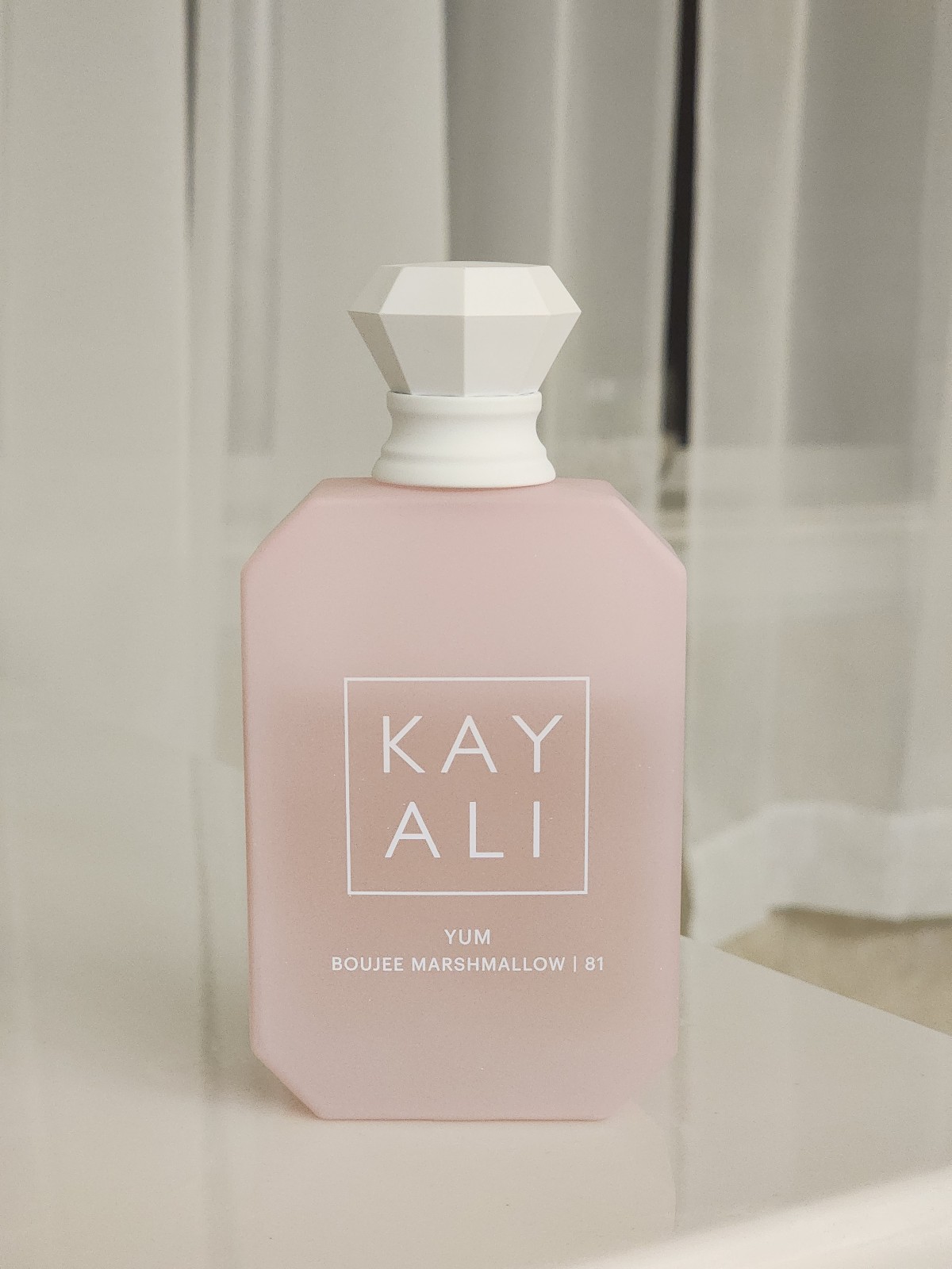 KAYALI 
YUM BOUJEE MARSHMALLOW | 81 Eau de Parfum Intense 100ML