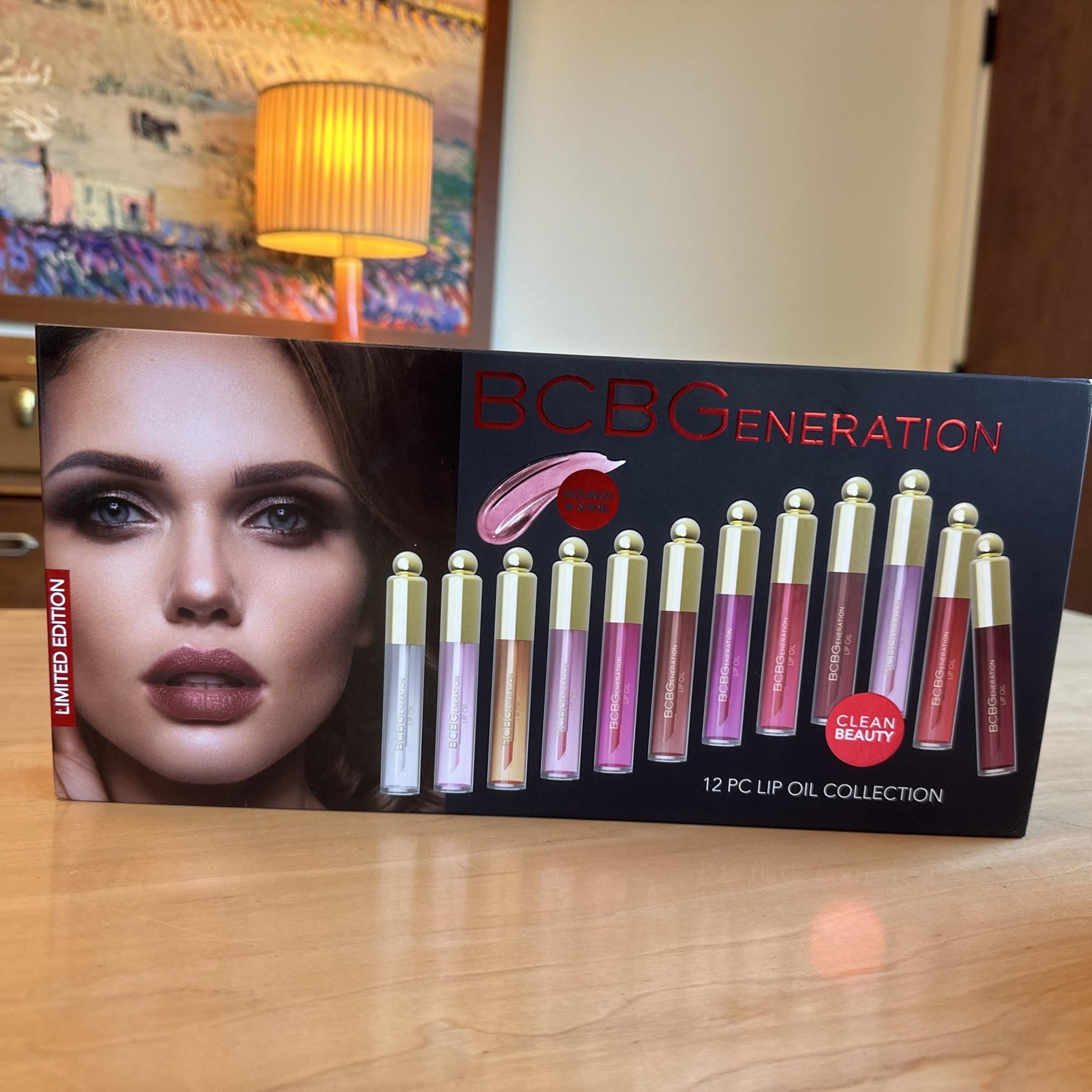 Rare BCBGeneration 11 pc Lip Oil Collection Vault Gift Set Kit Missing One