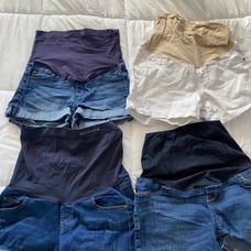 Maternity shorts size small