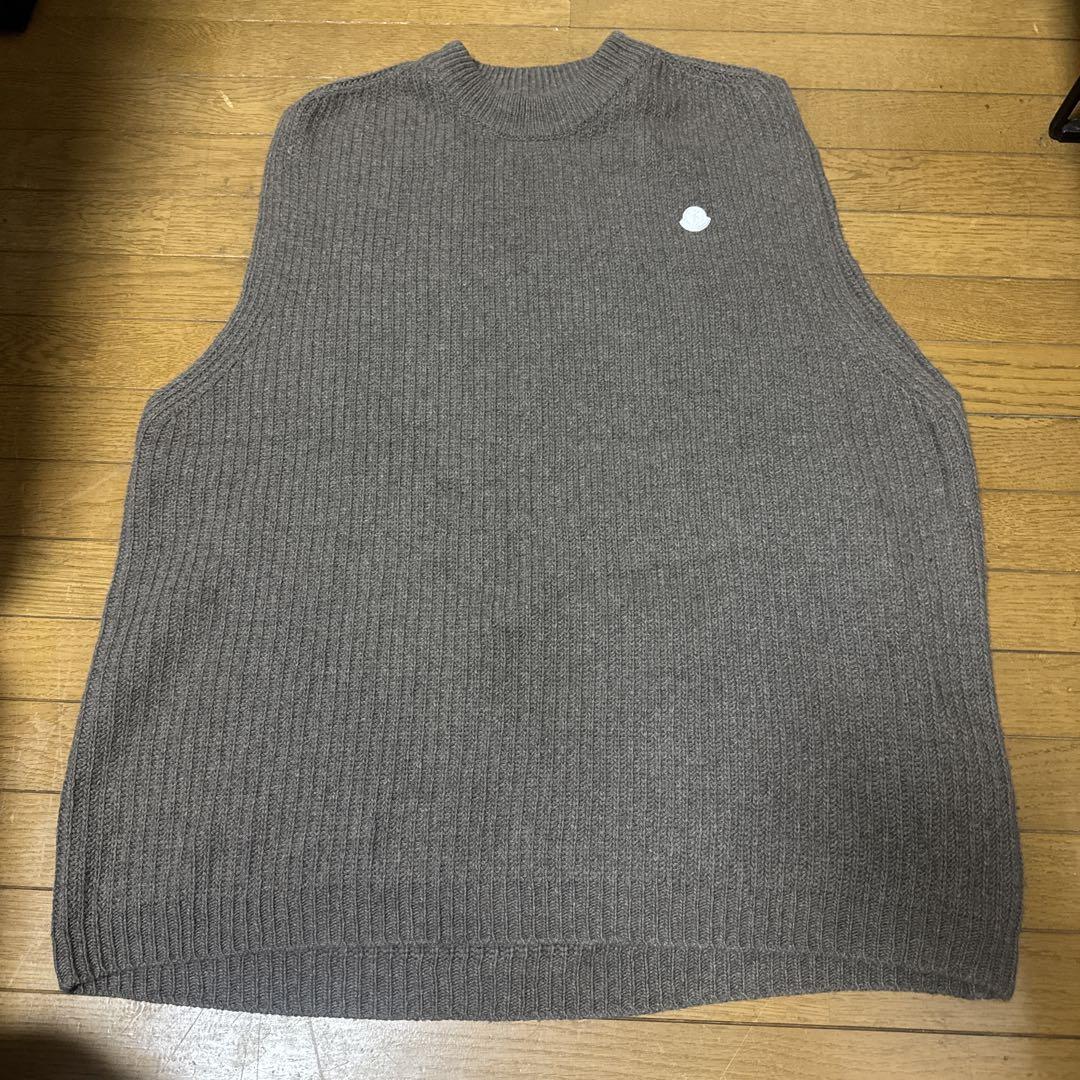 MONCLER × HYKE Cashmere Wool Knit Vest
