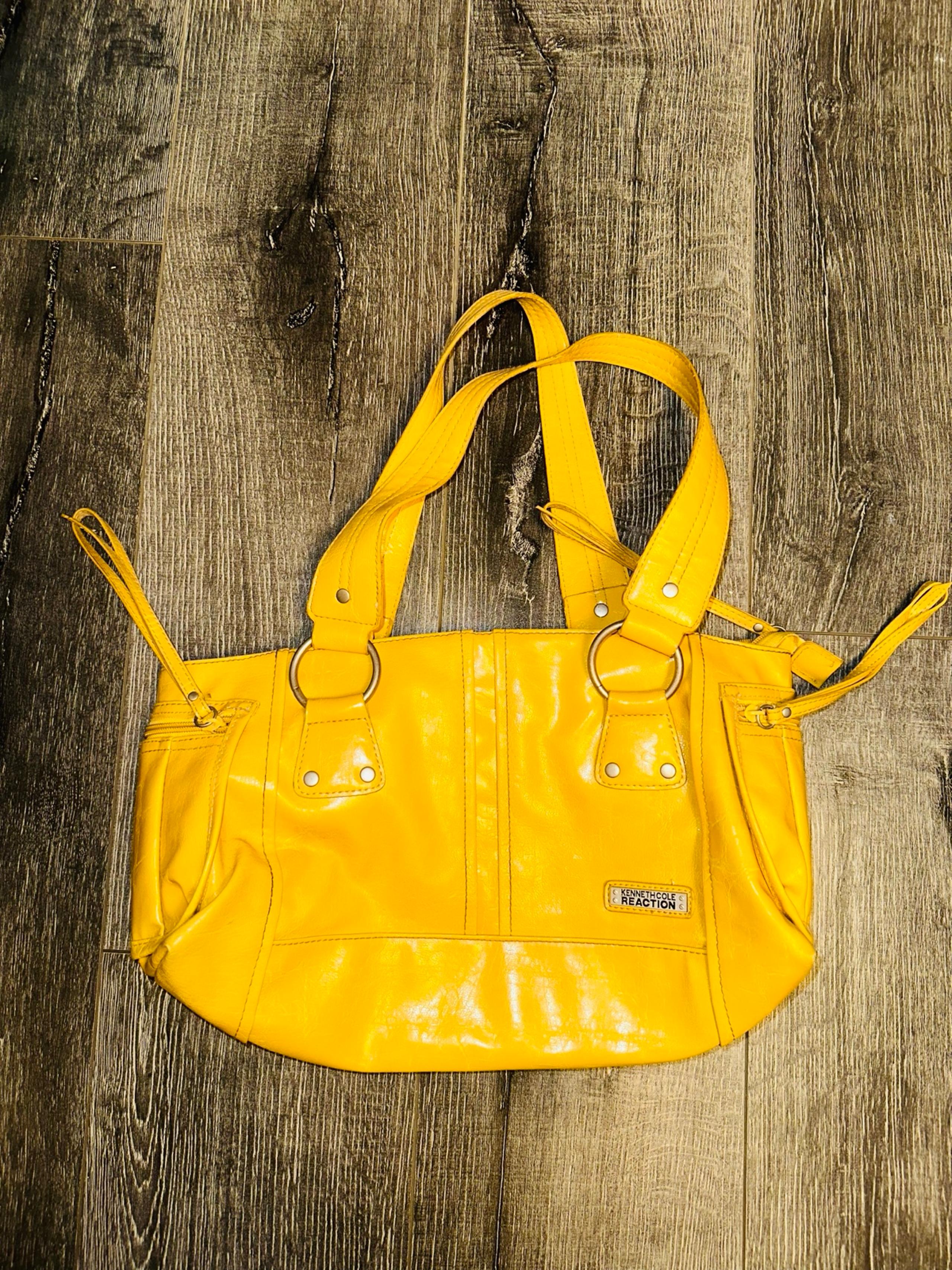 Kenneth Cole Reaction Woman’s Yellow Shoulder Bag Purse