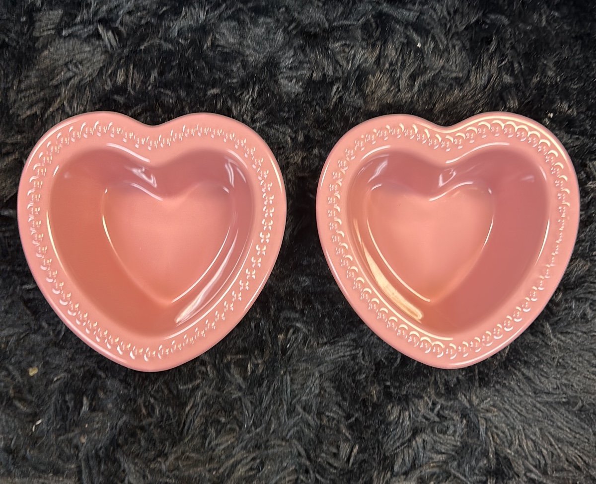 Pink valentines heart shaped bowls