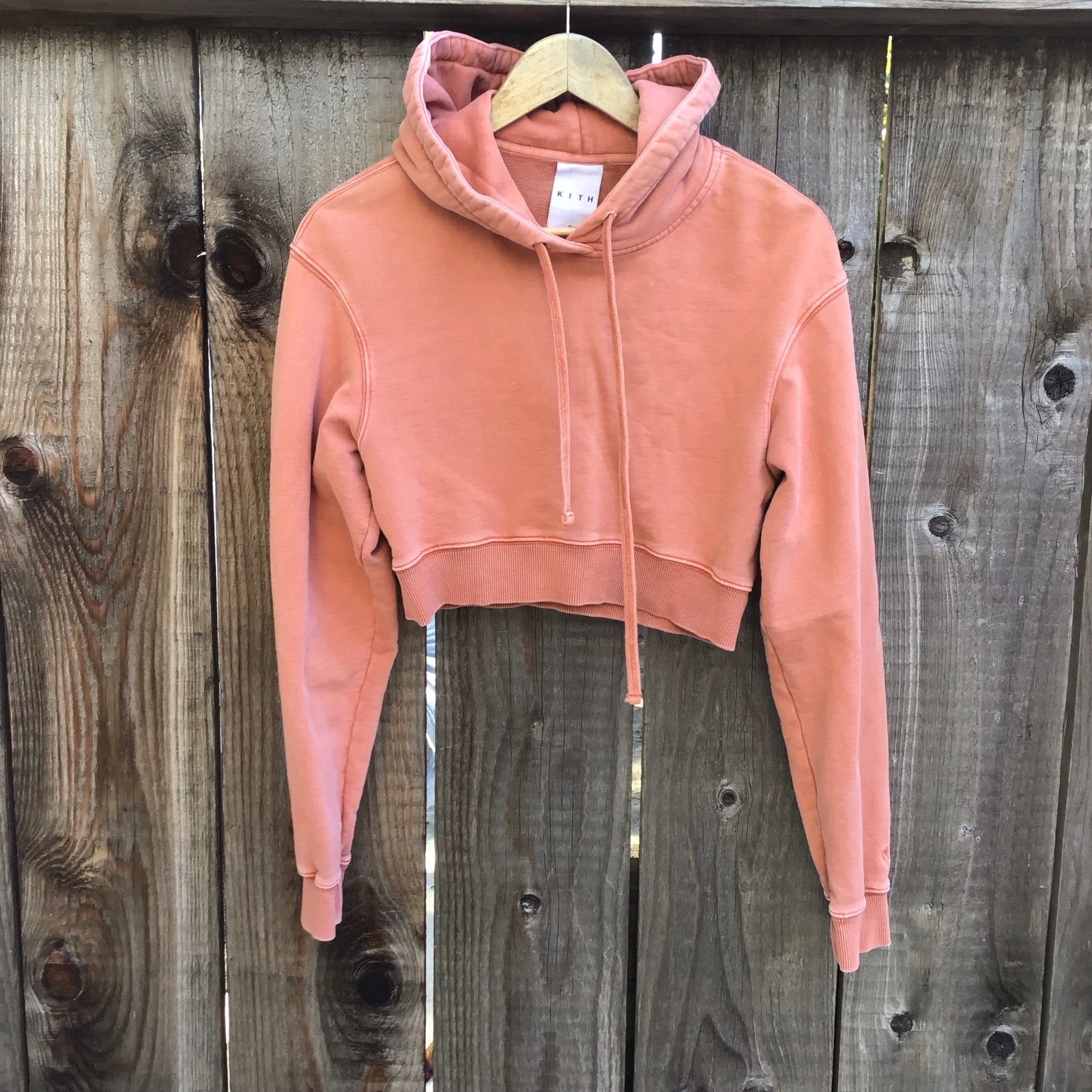 Kith Nyc streetwear cropped pullover hoodie sweater salmon womens size xs
