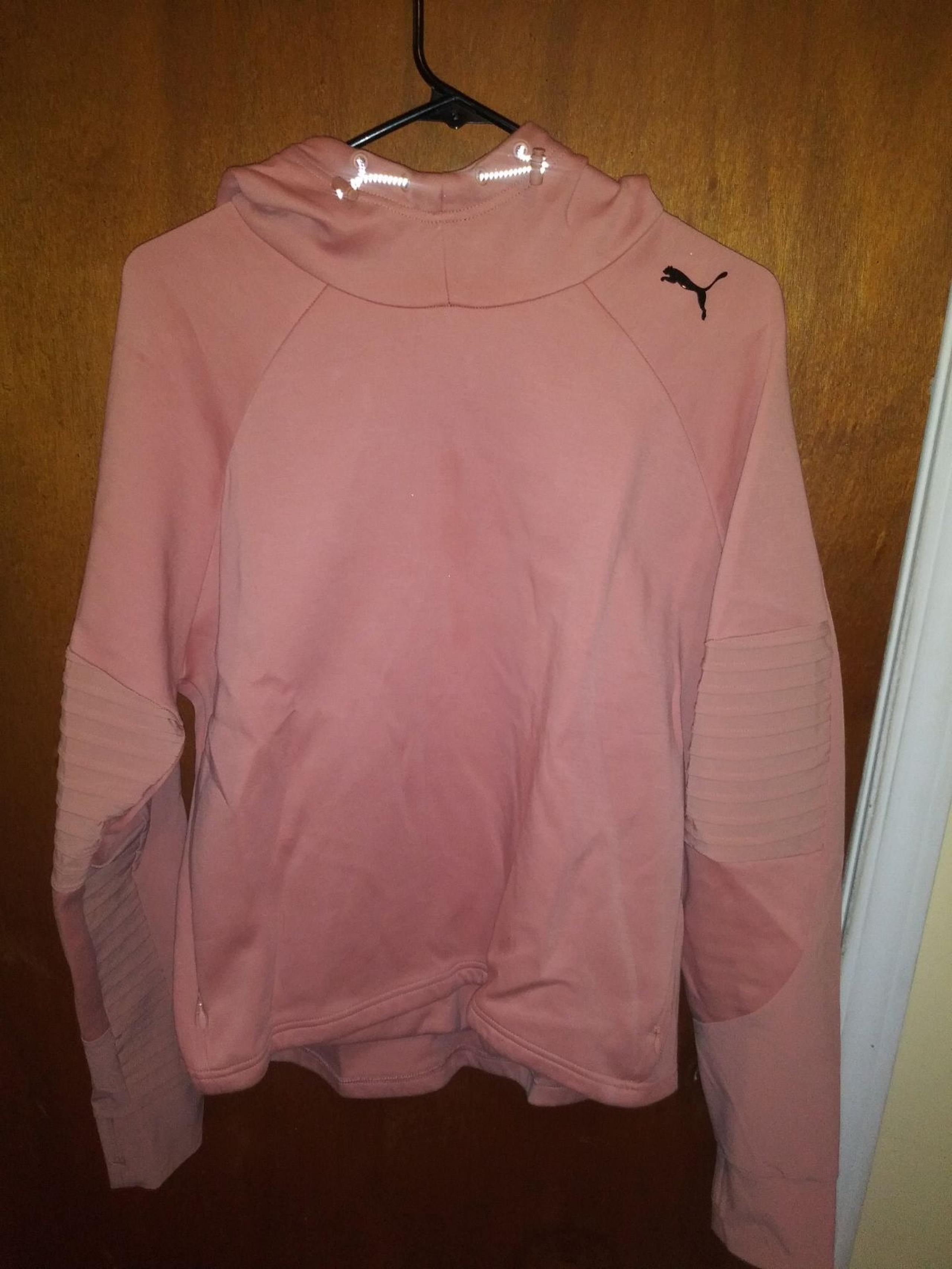 PUMA PINK hooded sweaters