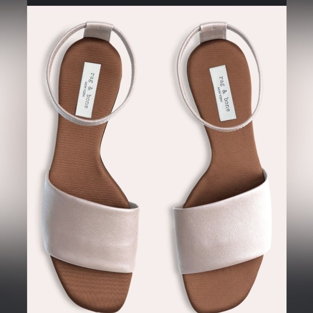 Rag and bone Ellory packable sandals size 39.5 size 9 sandals like new condition