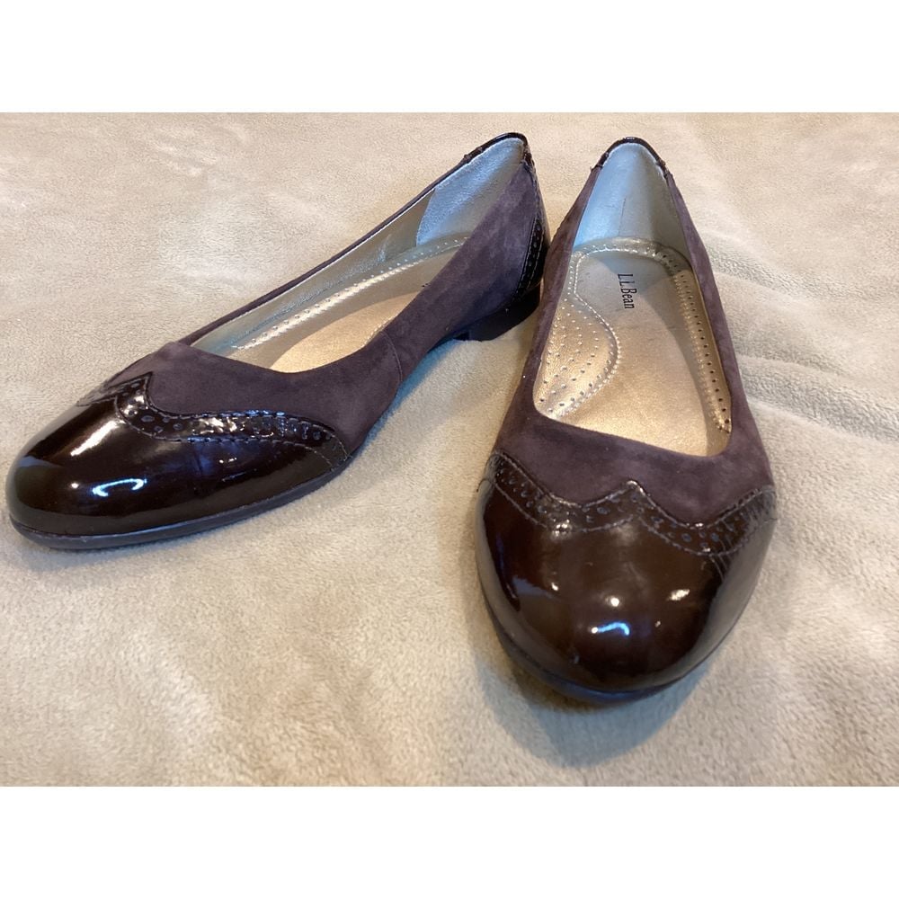LL Bean Size 8.5 Chocolate Brown Ballet Flats, Patent Leather and Suede; Wingtip