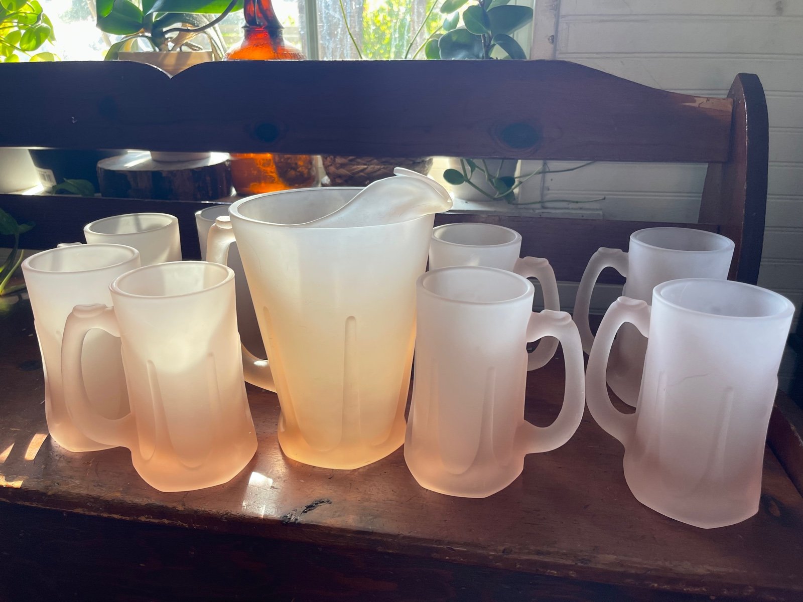 Frosted pitcher and mugs pink set