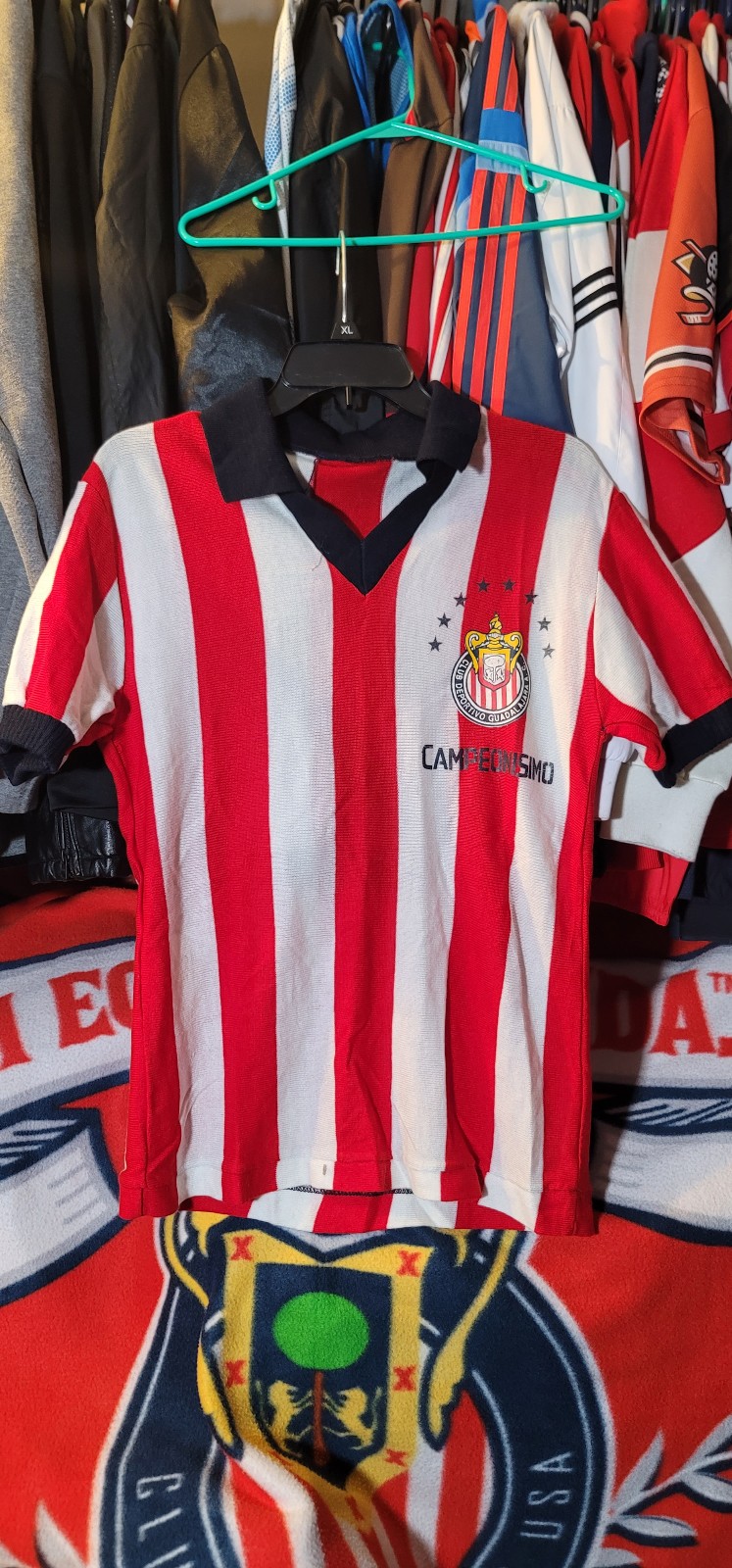 Jersey chivas campeonisimo?