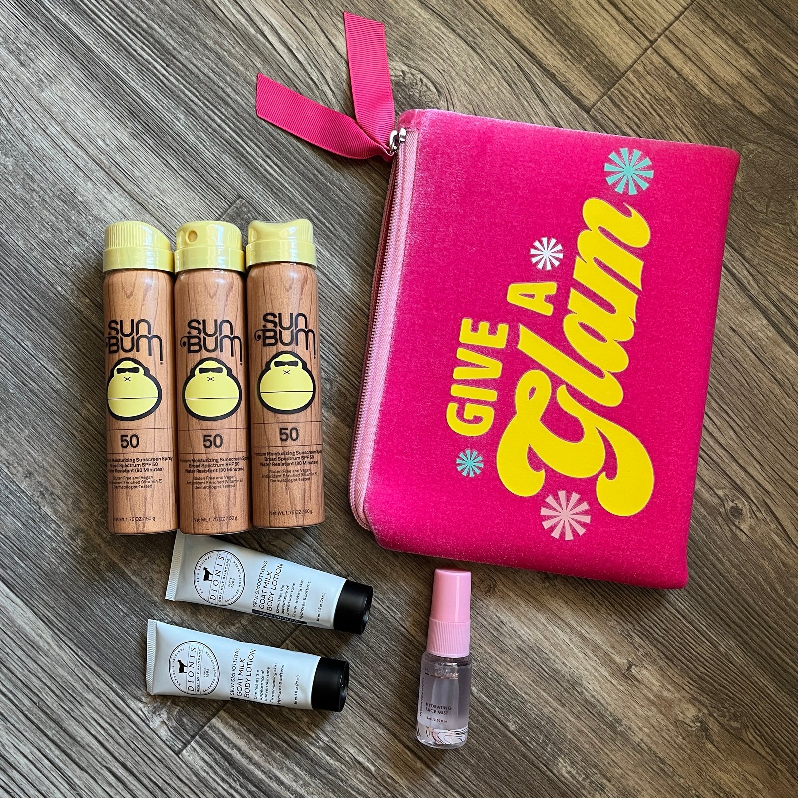 FREE SHIP! 7-Piece Skinare & Sun Bum Suncare Bundle + Felt Travel Pouch