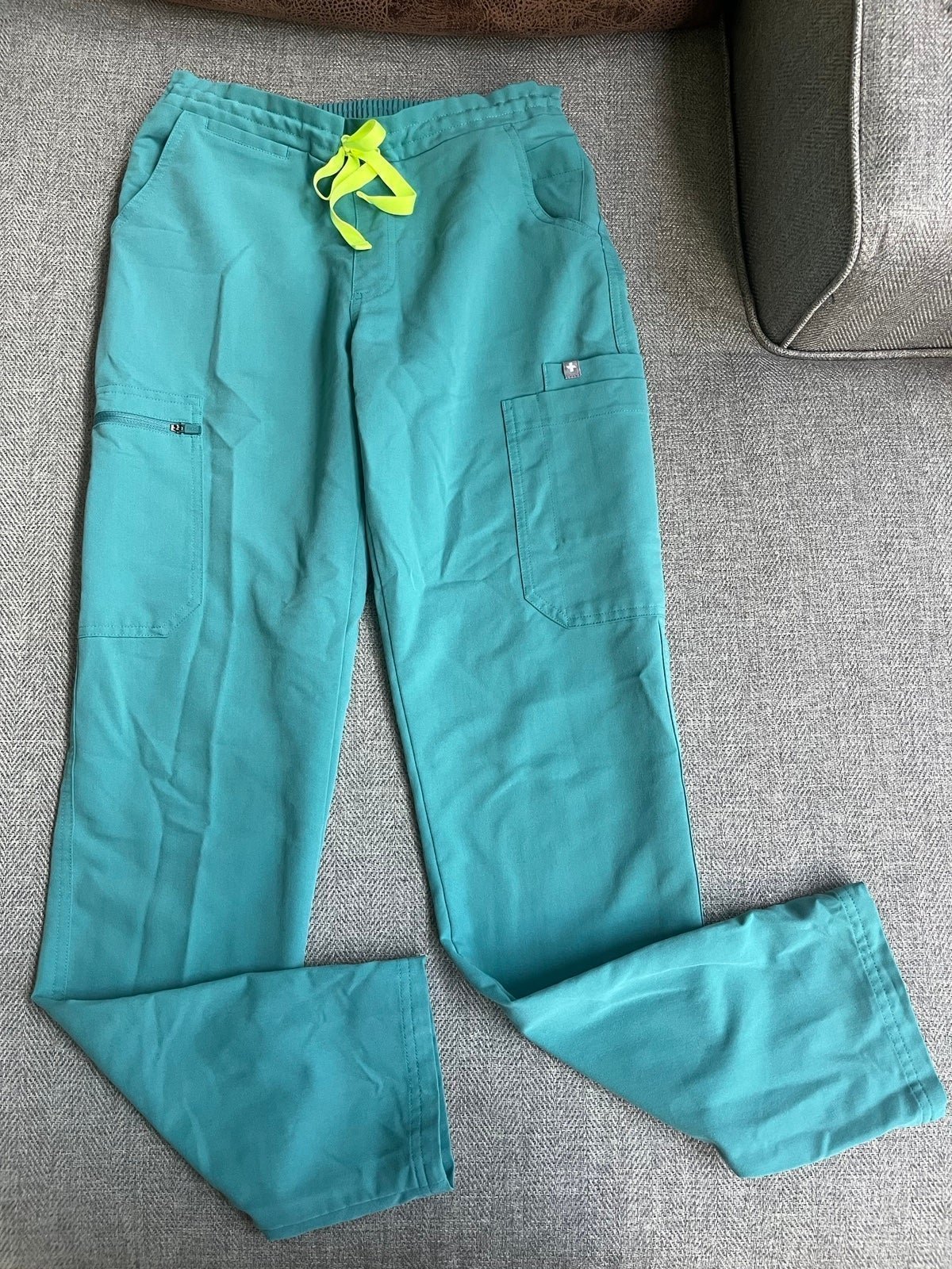 FIG Clothing Yola Cargo Scrub Pants in Marine XS