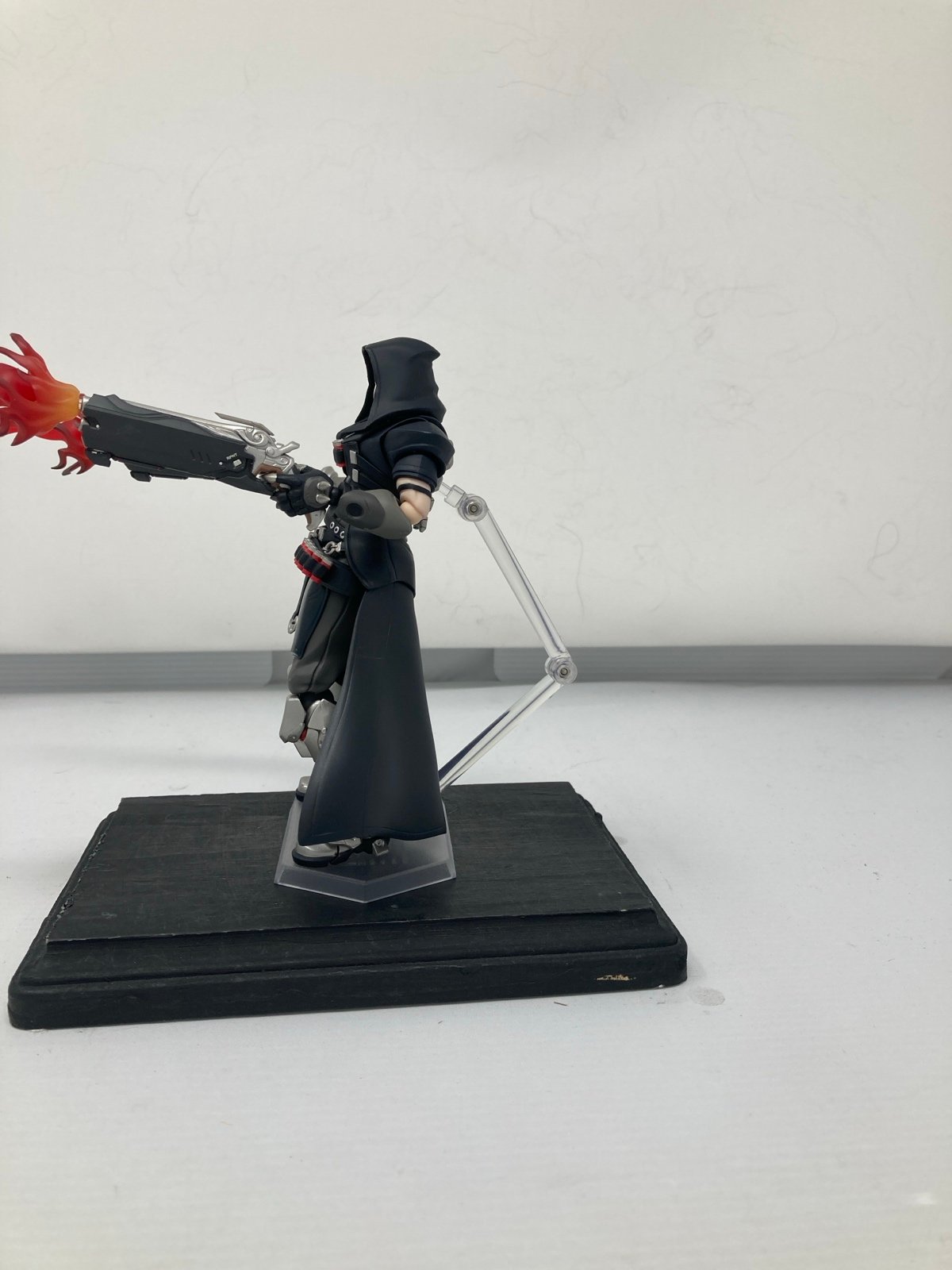 figma 393 リーパー Overwatch Overwatch - Reaper Figma Action Figure No. 393 (Good Smile