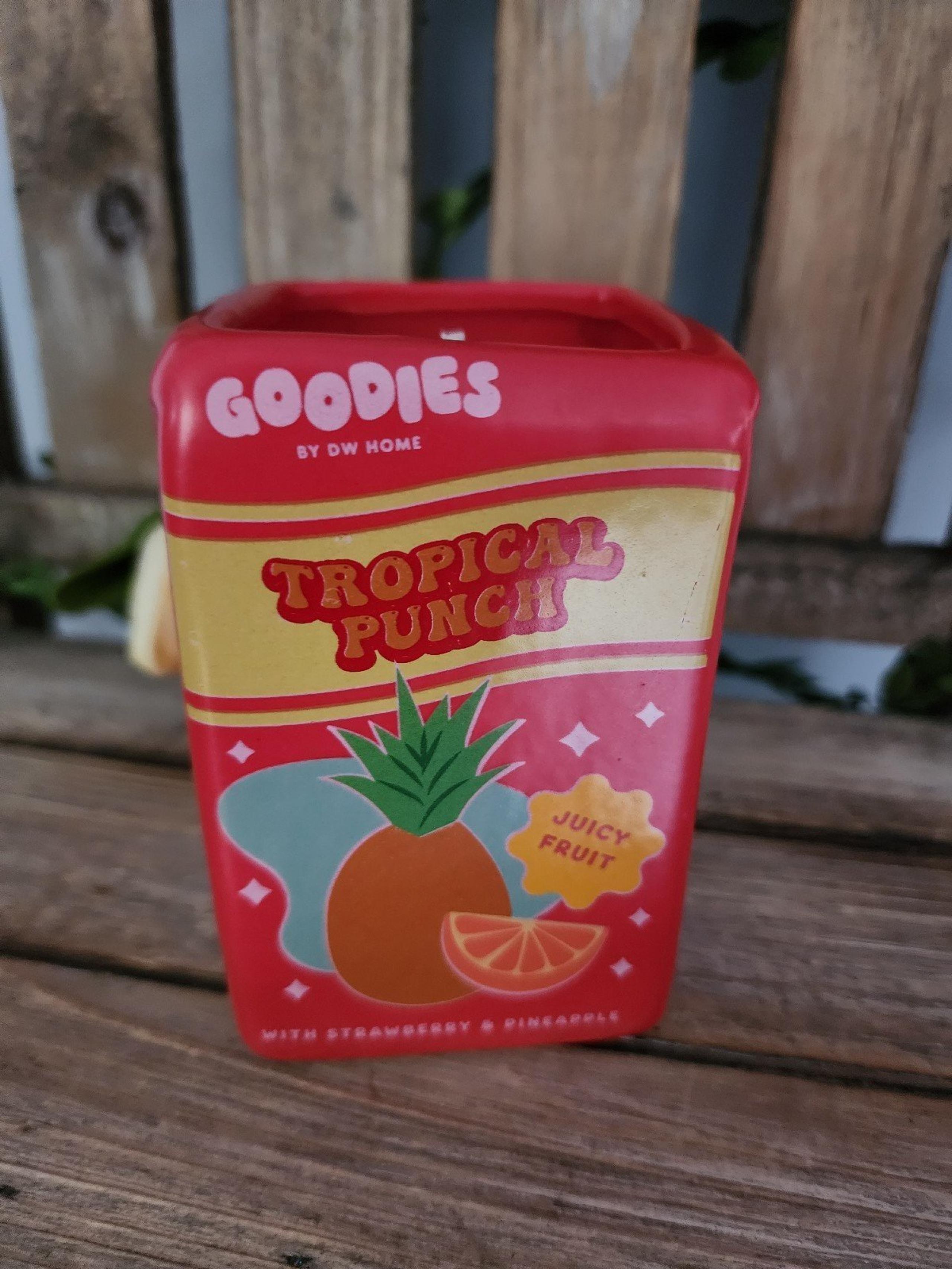 DW HOME Goodies Tropical Punch Juice Box Candle