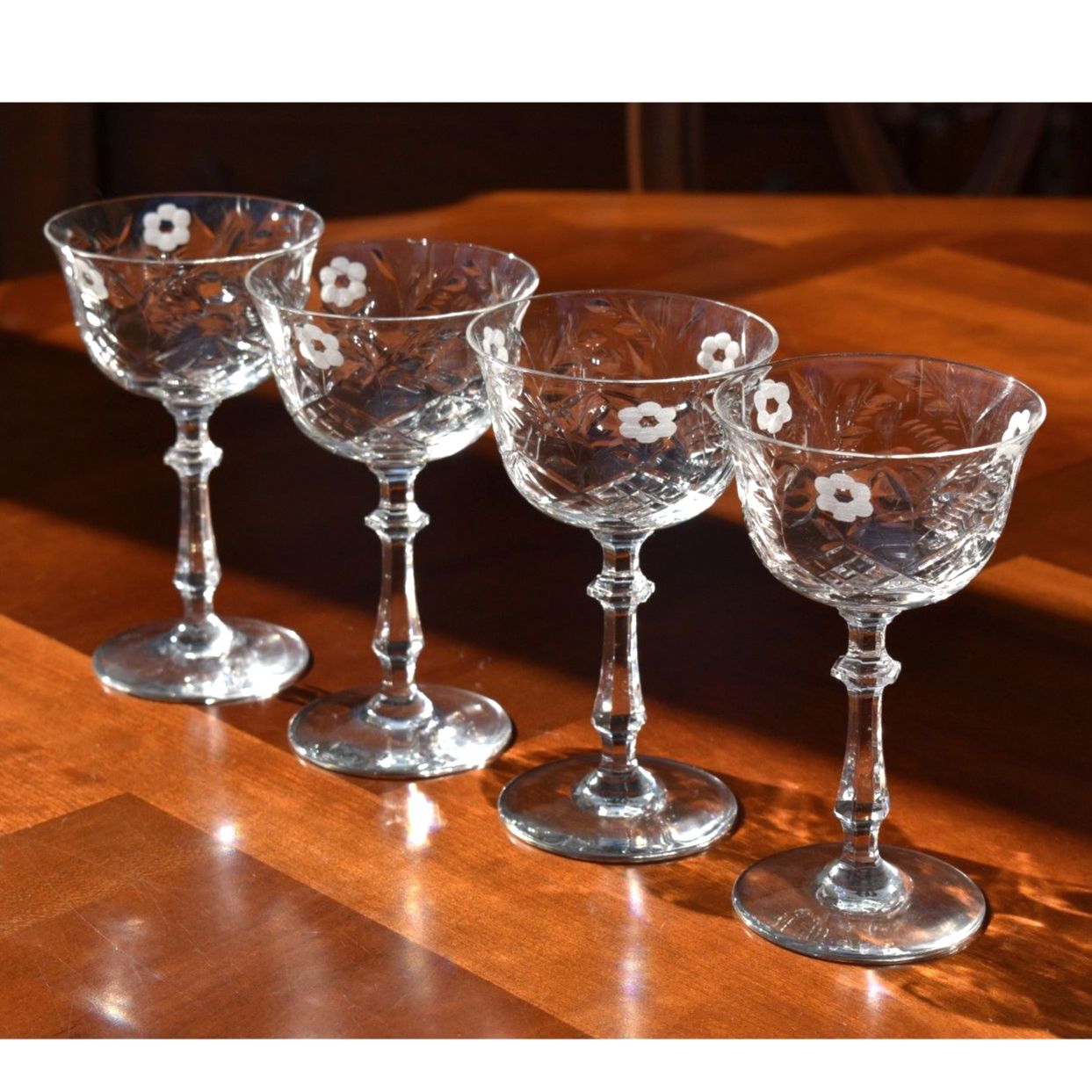 Rock Sharpe Marlene Champagne/Tall Sherbet Glasses – Set of 4 – Discontinued - detail