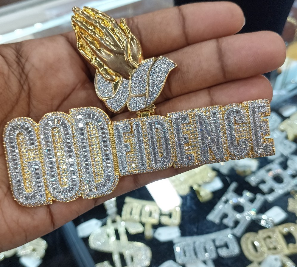 Godfidence pendant