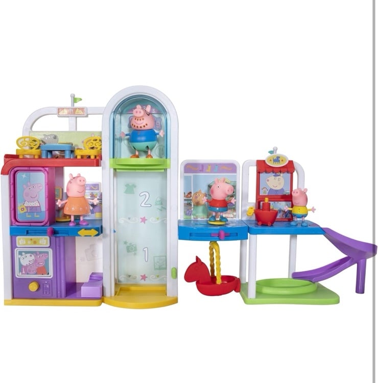 Peppa Pig Shopping Mall with Family, Includes 1 Connectable Mall Playset, 4 Char