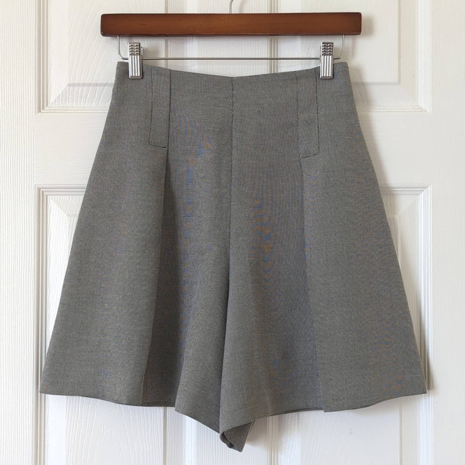 Express 90's Vintage Lightweight Chevron Knit High Waist Pleat Wide Leg Shorts 5
