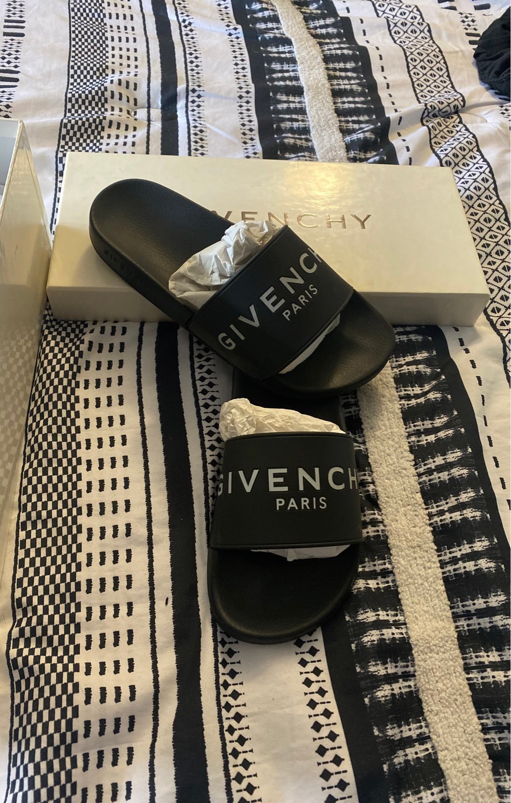 Givenchy slide sandals