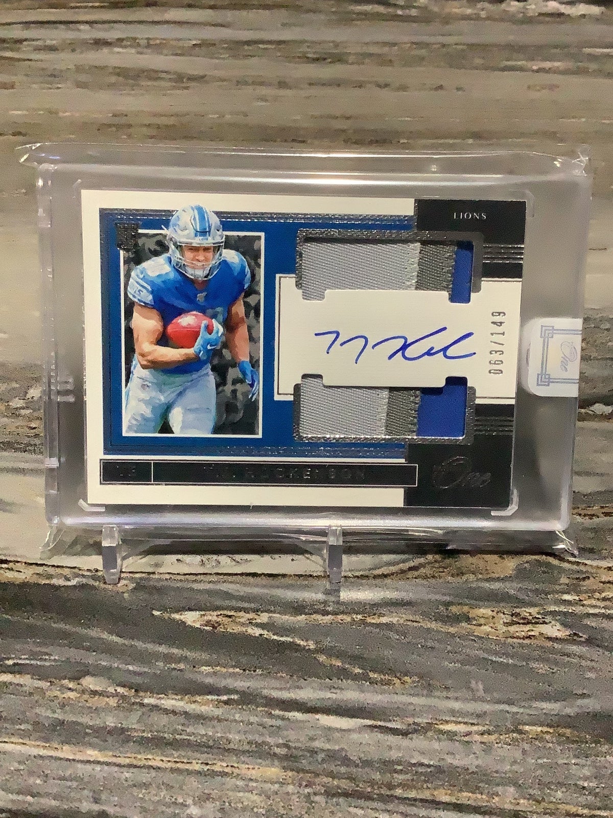 TJ Hockenson Panini One Encased Rookie Patch Autograph Card