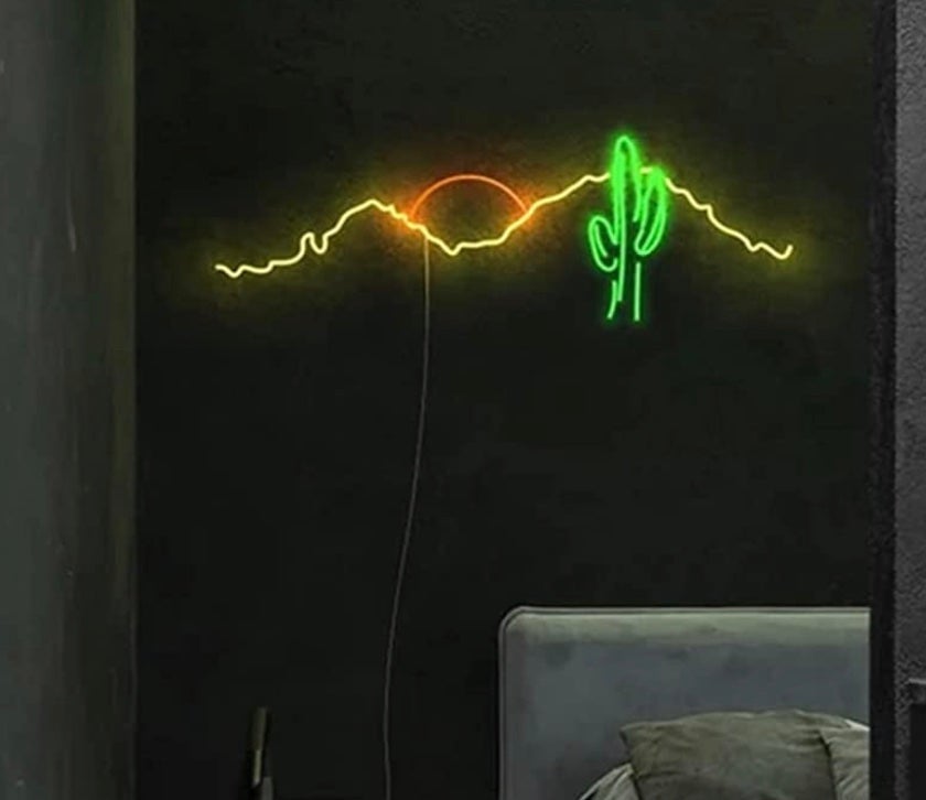 Lovely Bright Desert Cactus and Sunset LED Night Light Room Wall Decoration