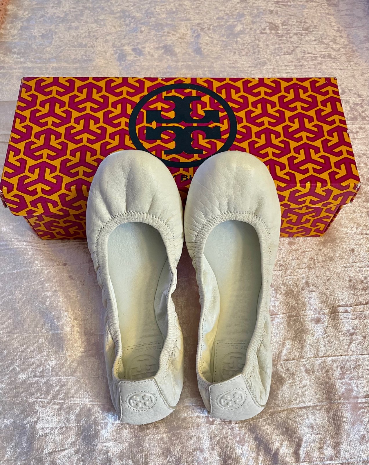 Tory Burch White Leather Flats