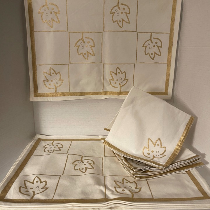 Cloth Table Place Mats (6) & Napkins (6) - NEW - Holiday Dining