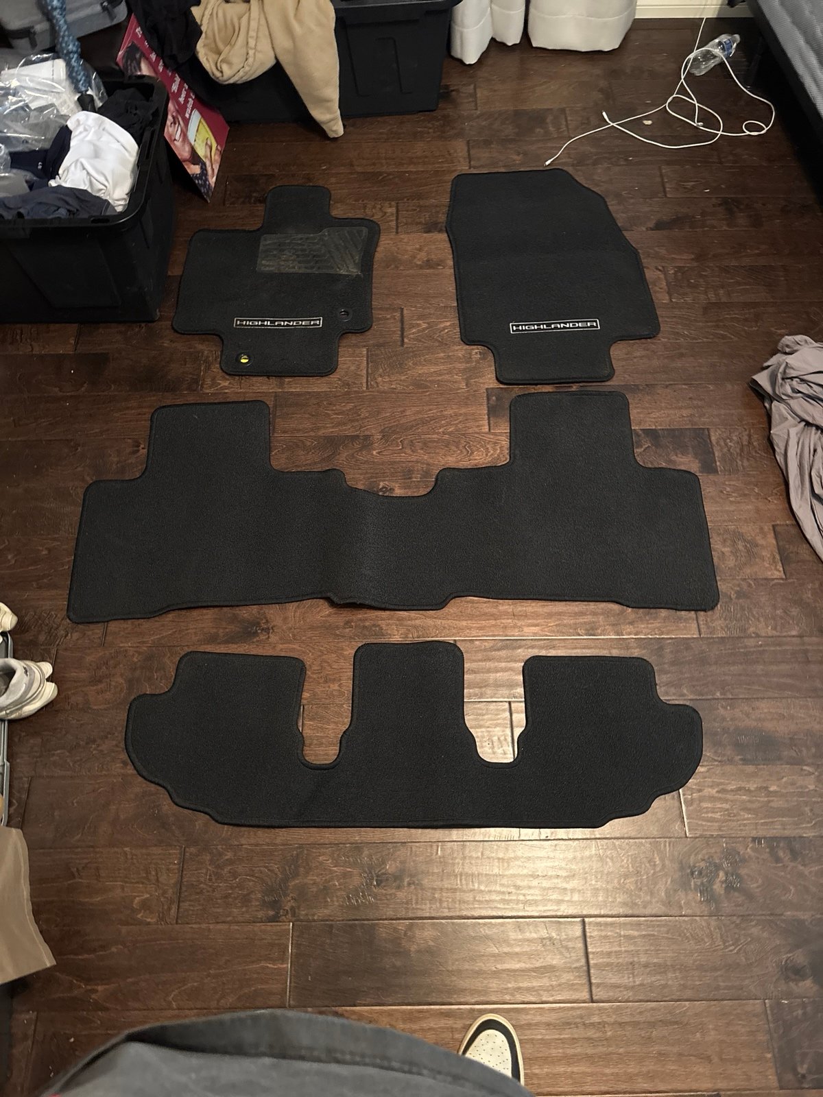 2023 Toyota Highlander limited floor mats