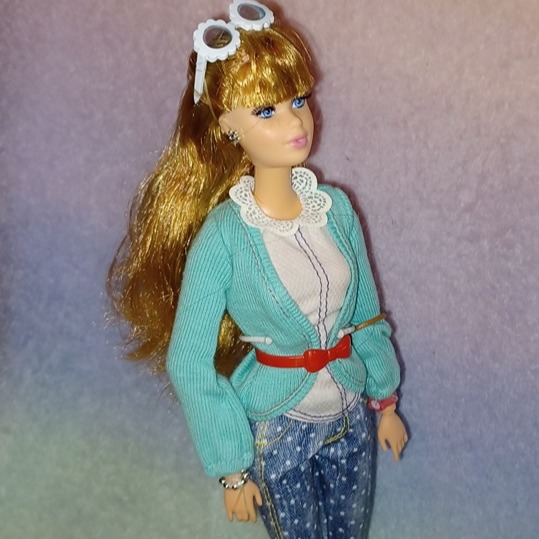 Life in the Barbie Dreamhouse 2013 Midge doll w/Steffie face - complete Rare