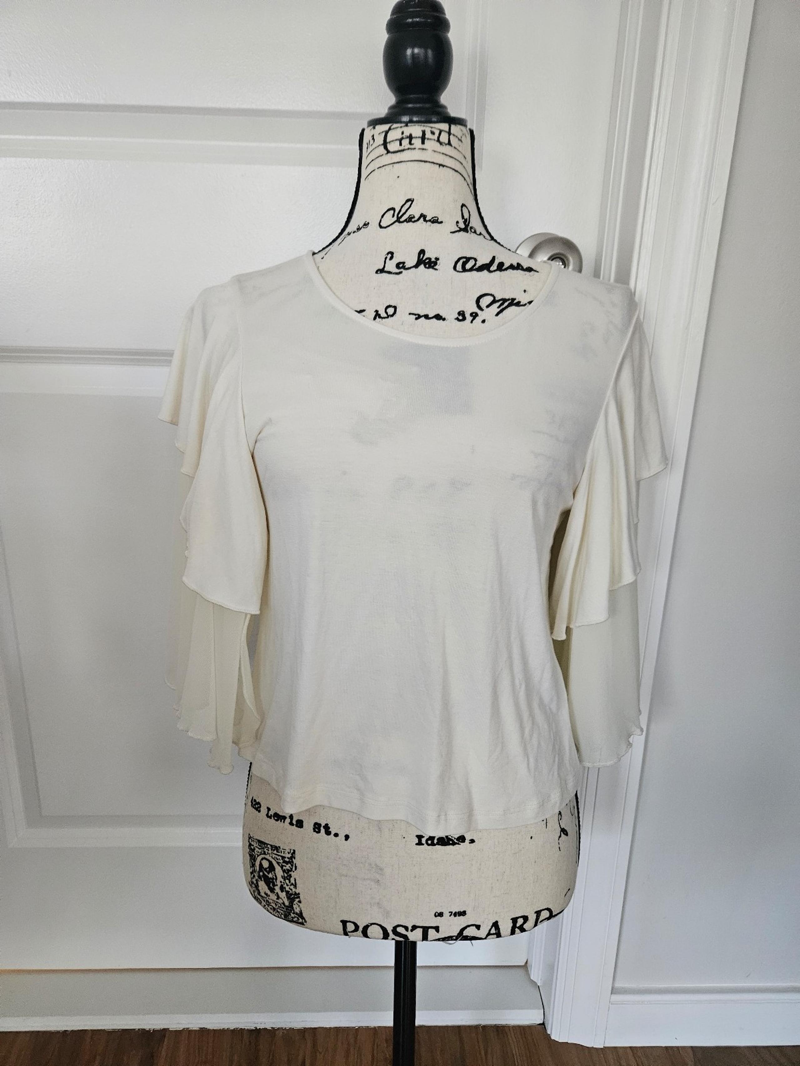 Melrouse Elegant Cream Women's Top