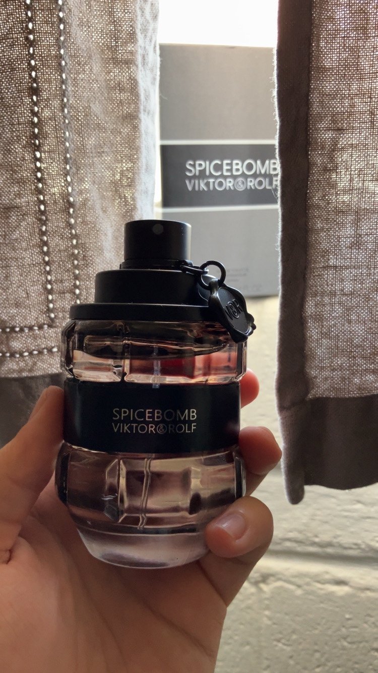 V&R Cologne SPICEBOMB EDT 90ml