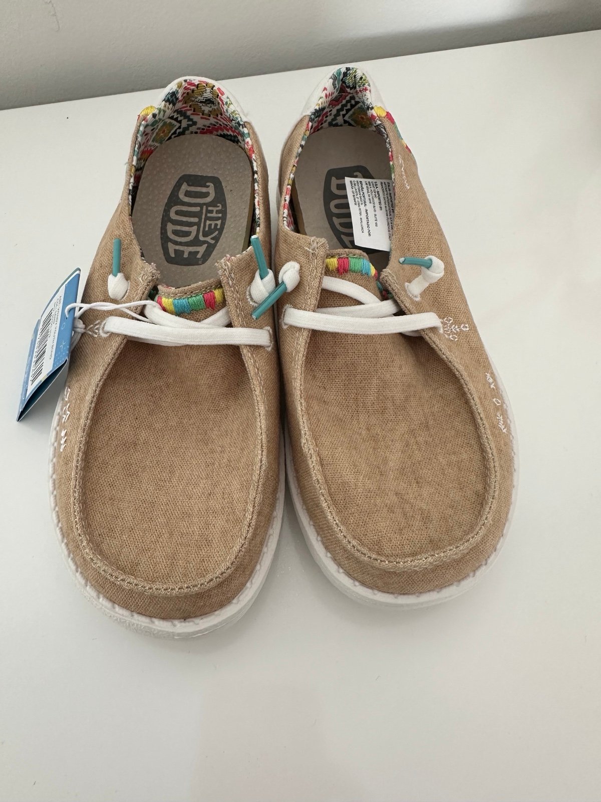 NWT Hey Dudes Wendy boho slip on in sand in sz Youth 1