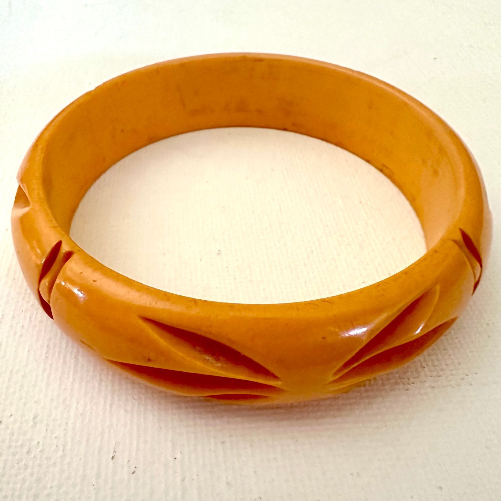 Vintage Butterscotch Bakelite Carved Bracelet