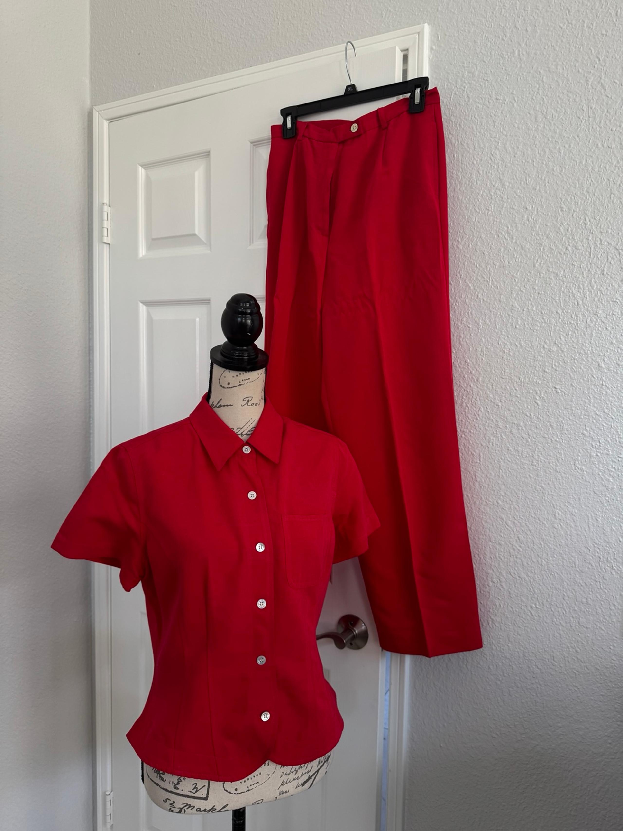 Emma James v pants suit