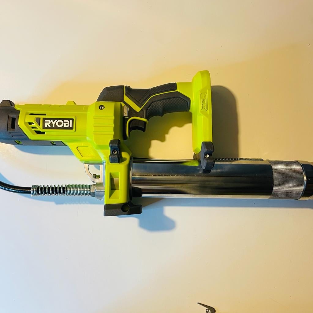 Ryobi grease gun